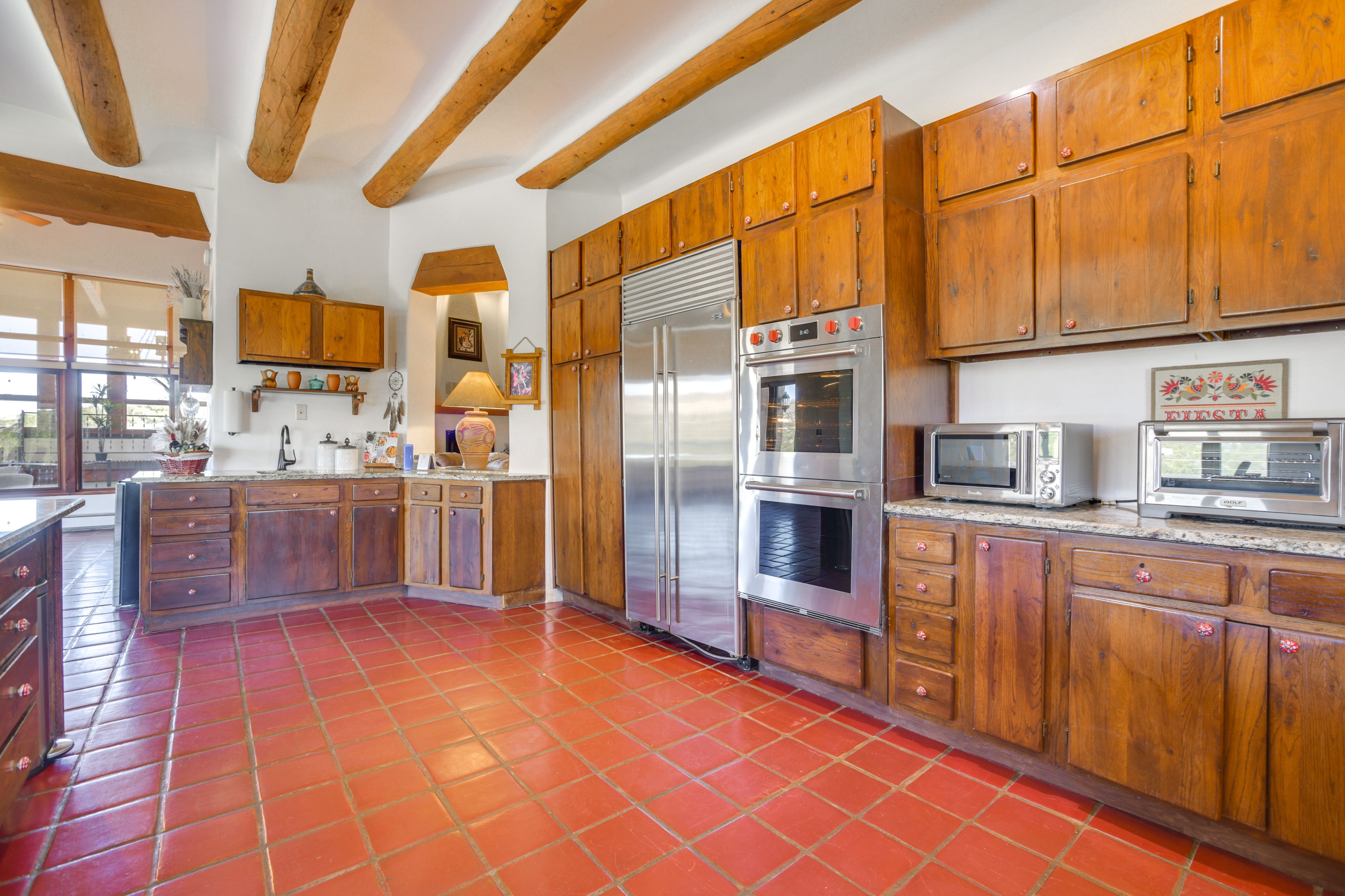 Kitchen | Stove | Dishwasher