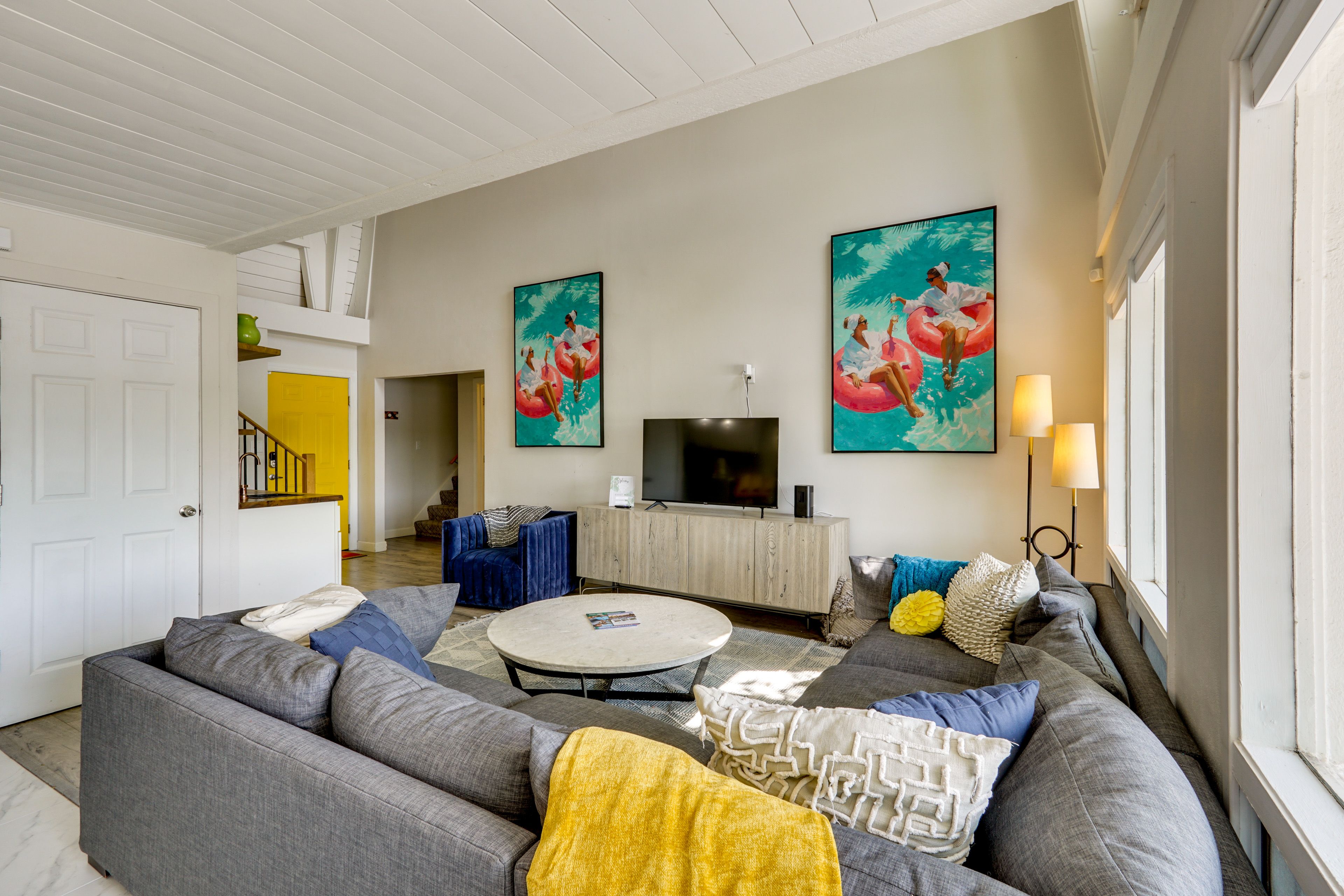 Living Room | 1st Floor