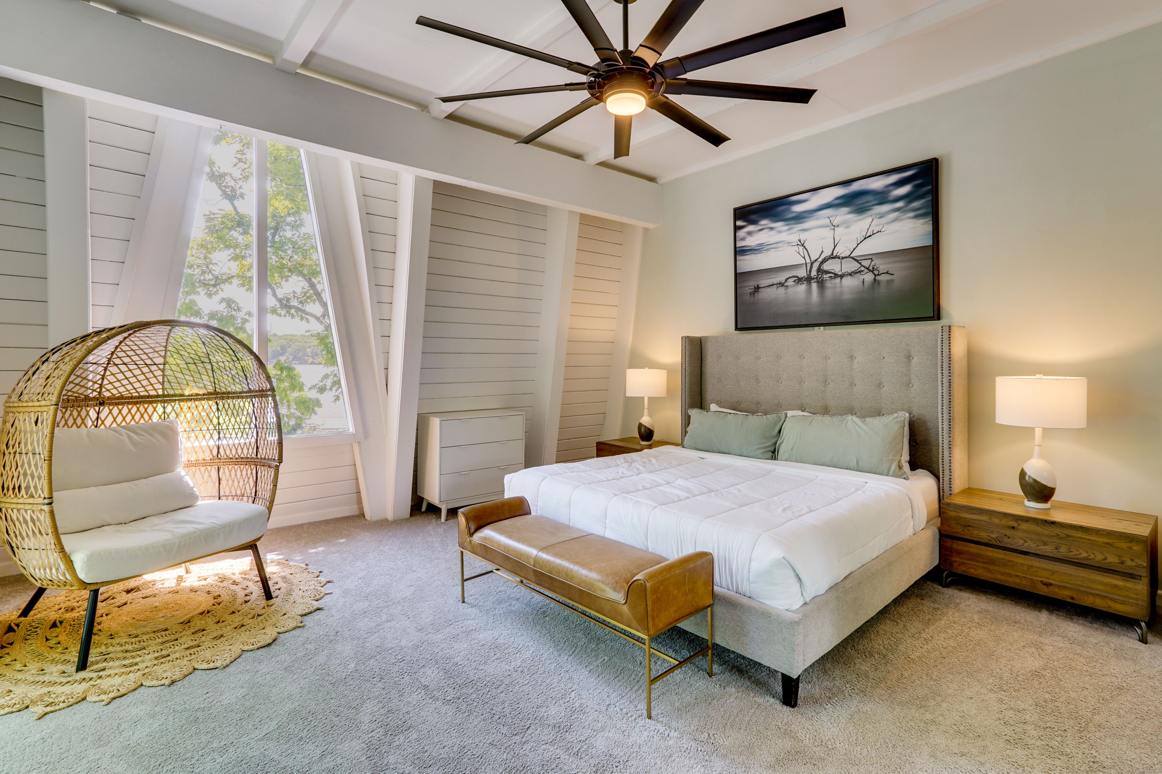 Bedroom 1 | King Bed | En-Suite Bathroom | Balcony | 2nd Floor