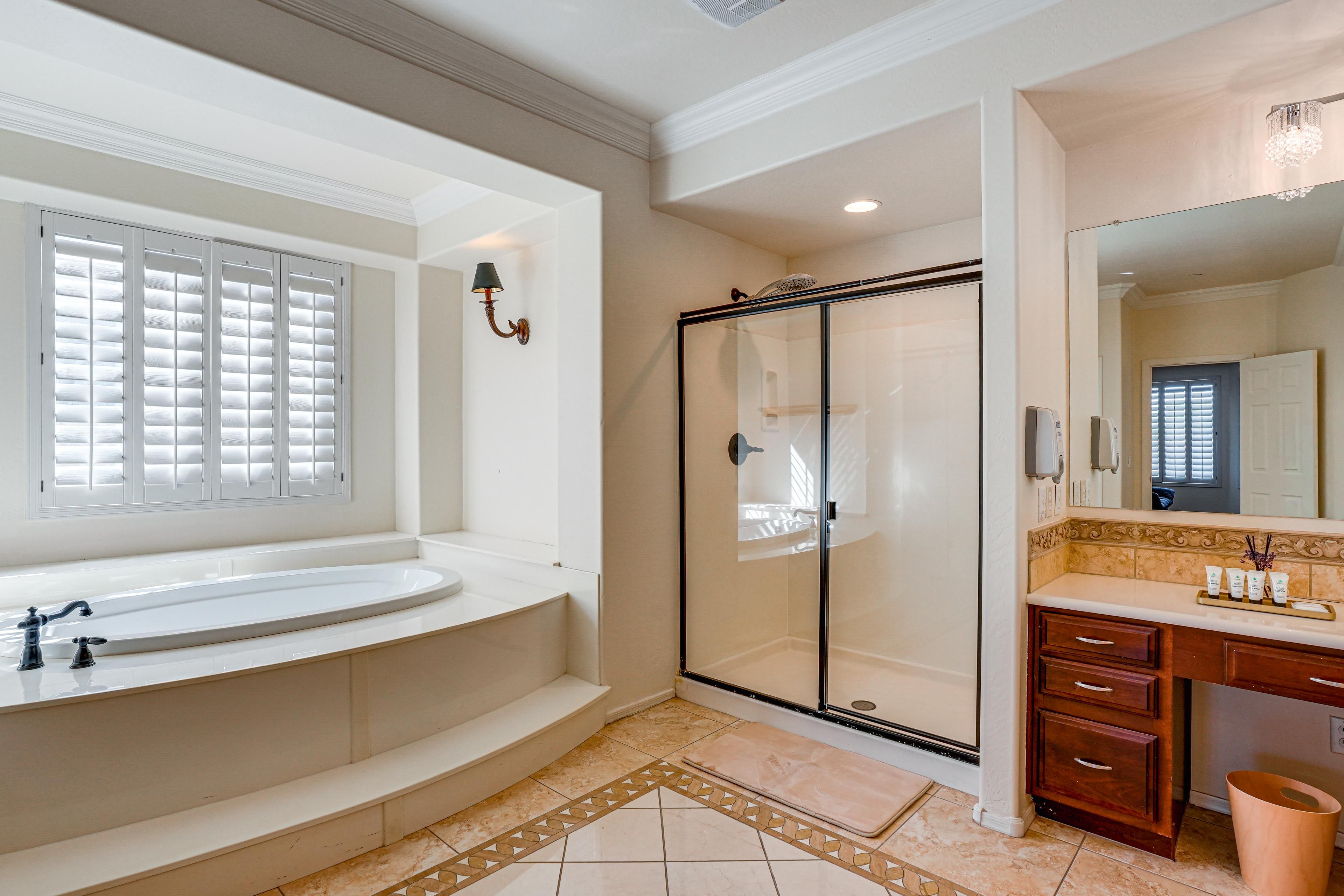 En-Suite Bathroom | 1st Floor