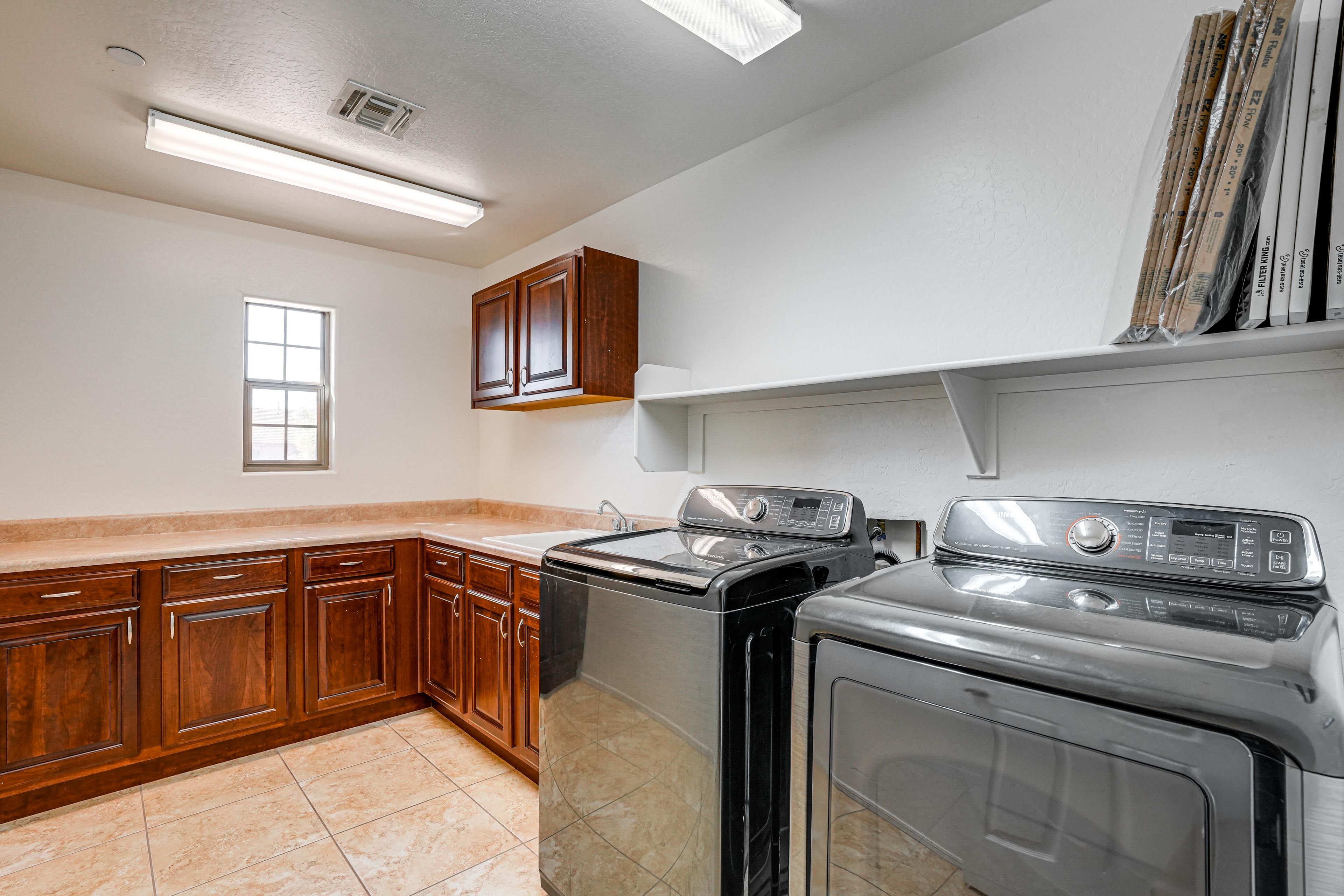 Laundry Room | 2nd Floor
