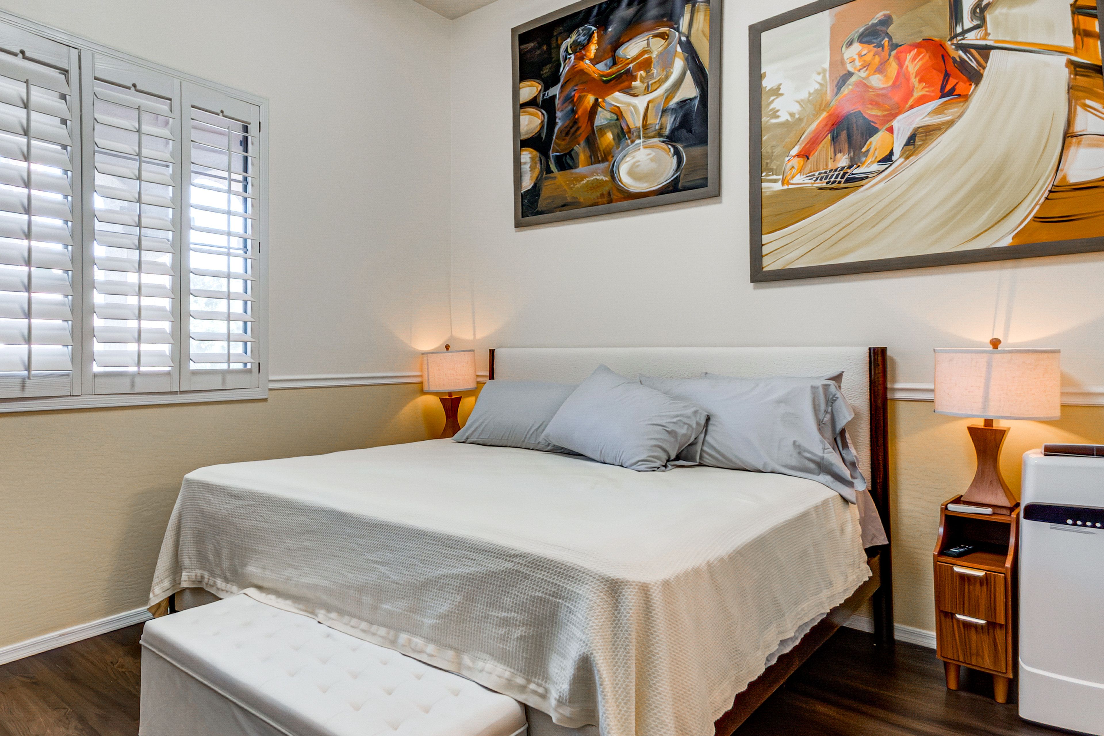 Bedroom 2 | King Bed | 1st Floor