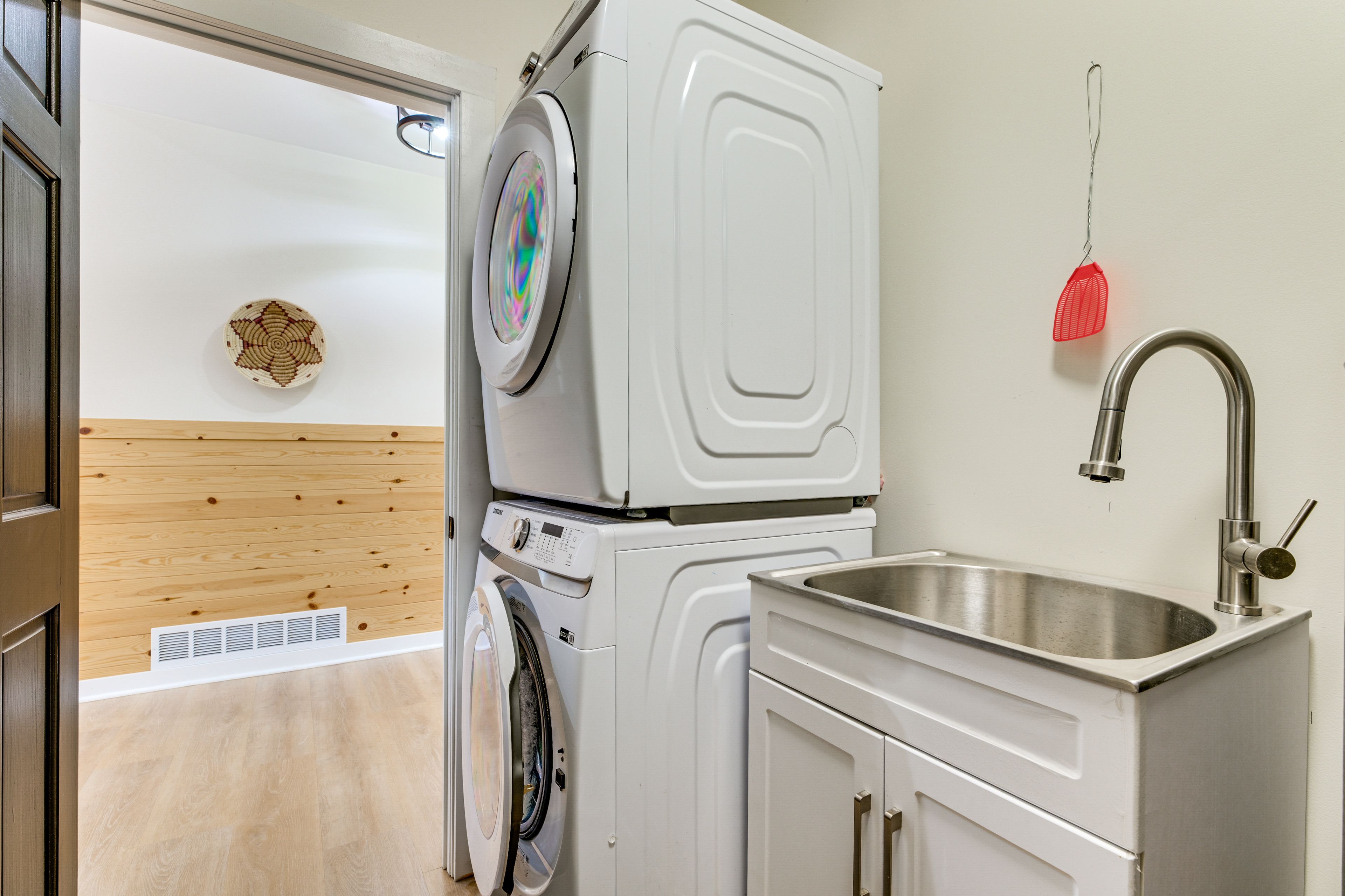 In-Unit Laundry