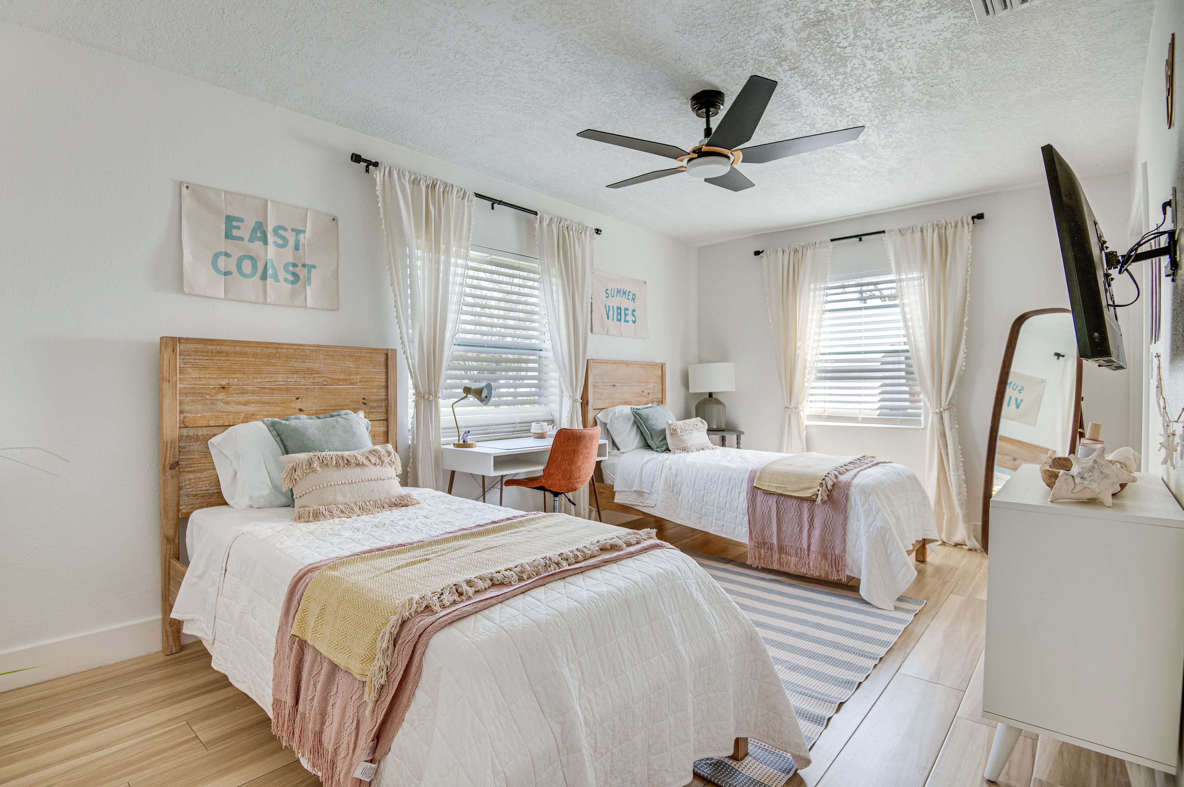 Bedroom 3 | 2 Twin Beds