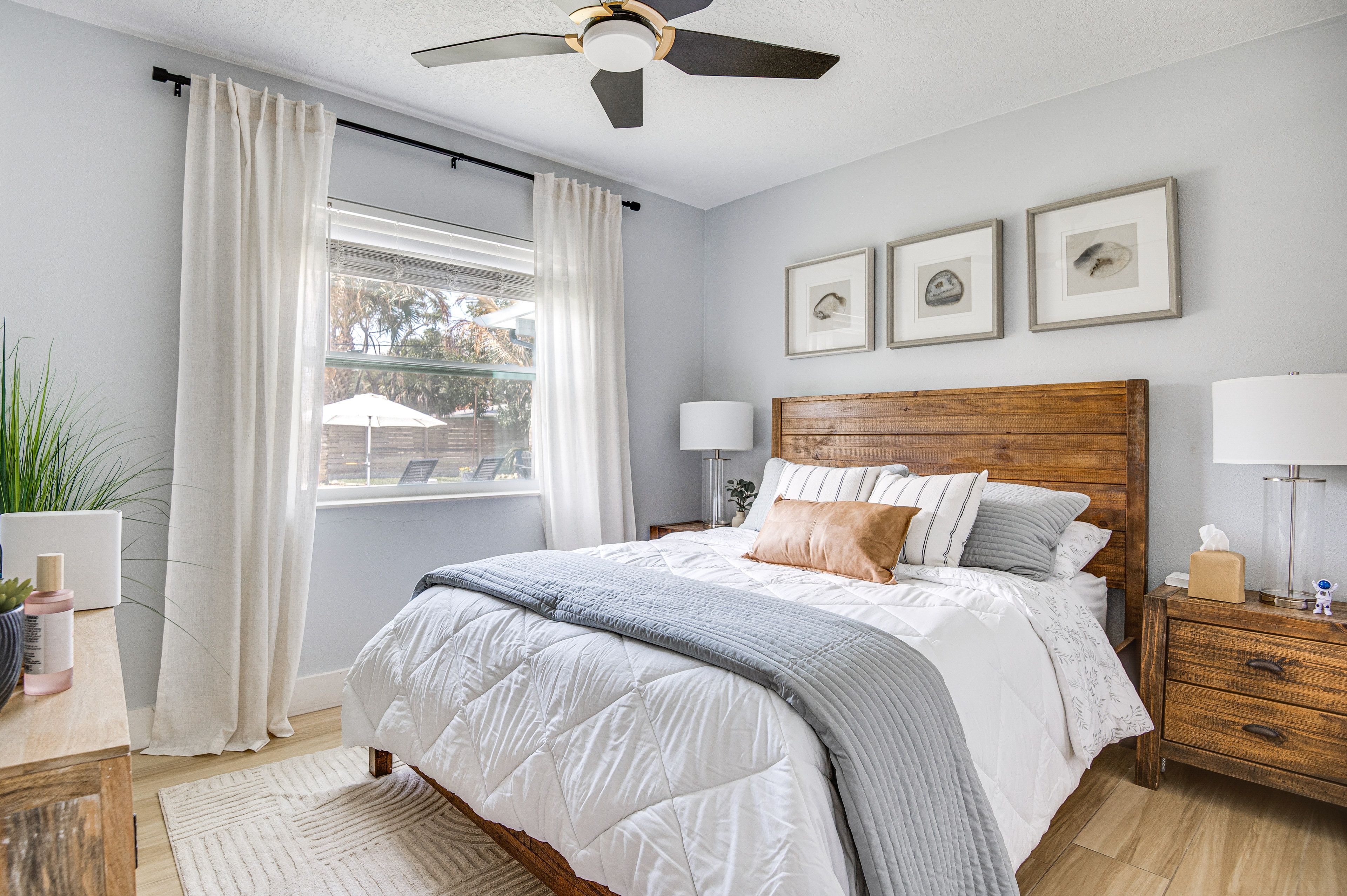 Bedroom 2 | Queen Bed