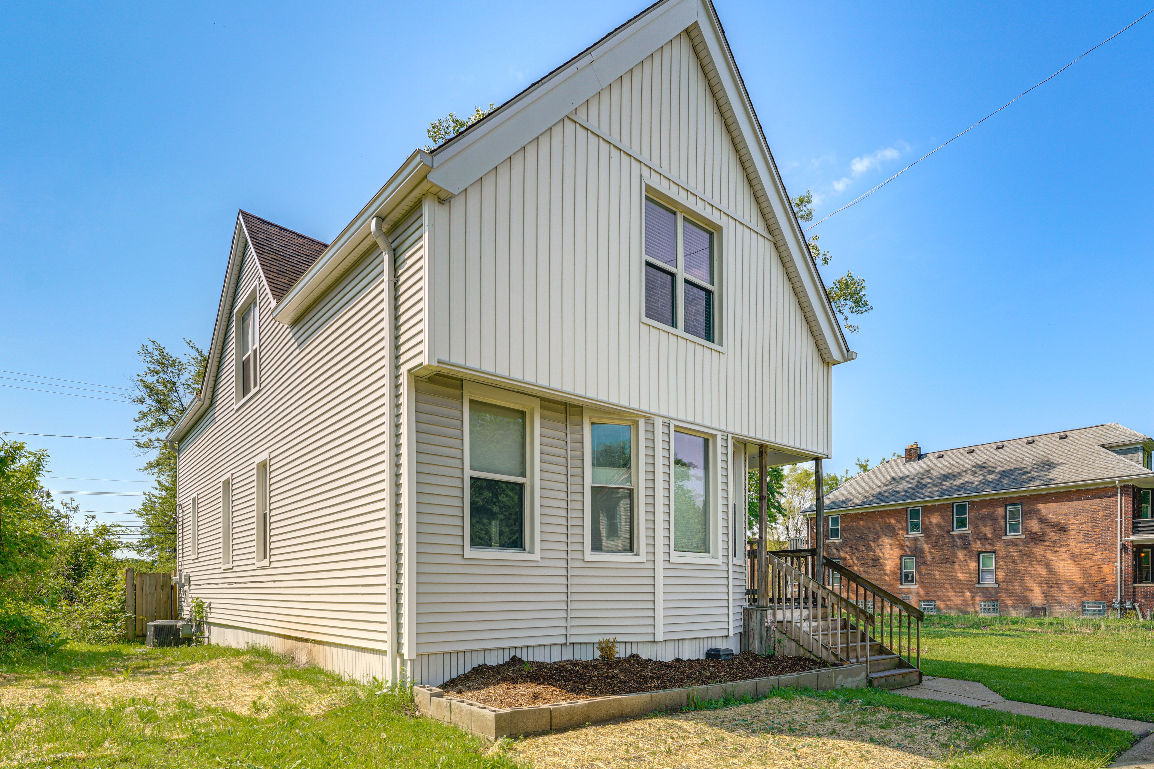 Exterior | 2-Story Home