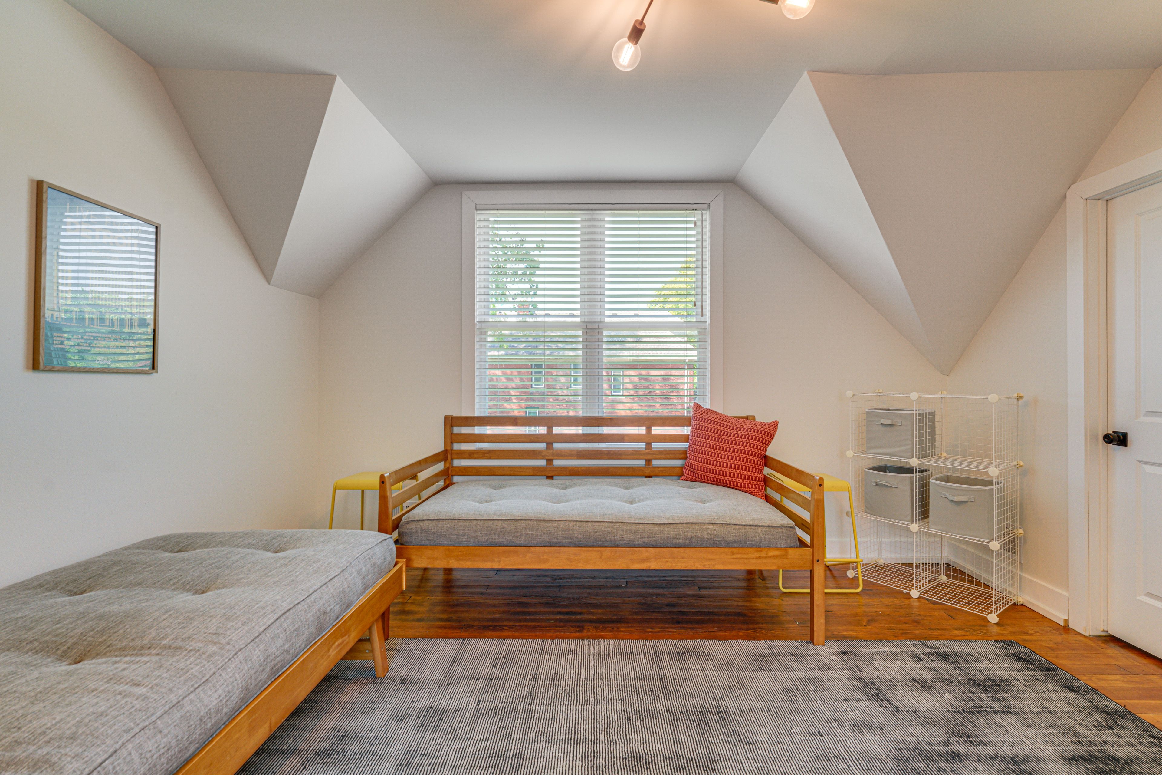 Bedroom 3 | 2 Twin Daybeds | 2nd Floor