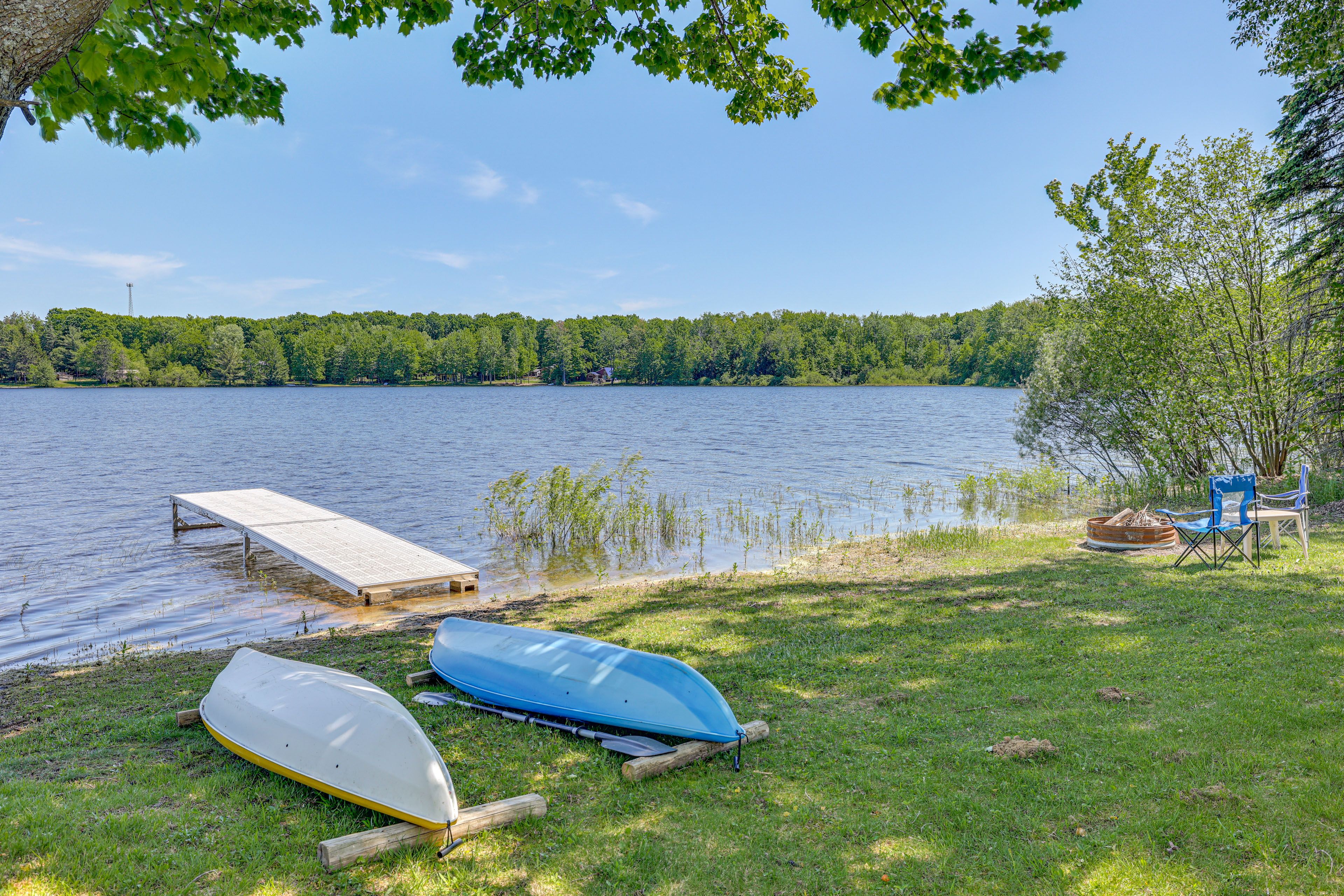 Cadillac Vacation Rental | 3BR | 1.5BA | 923 Sq Ft