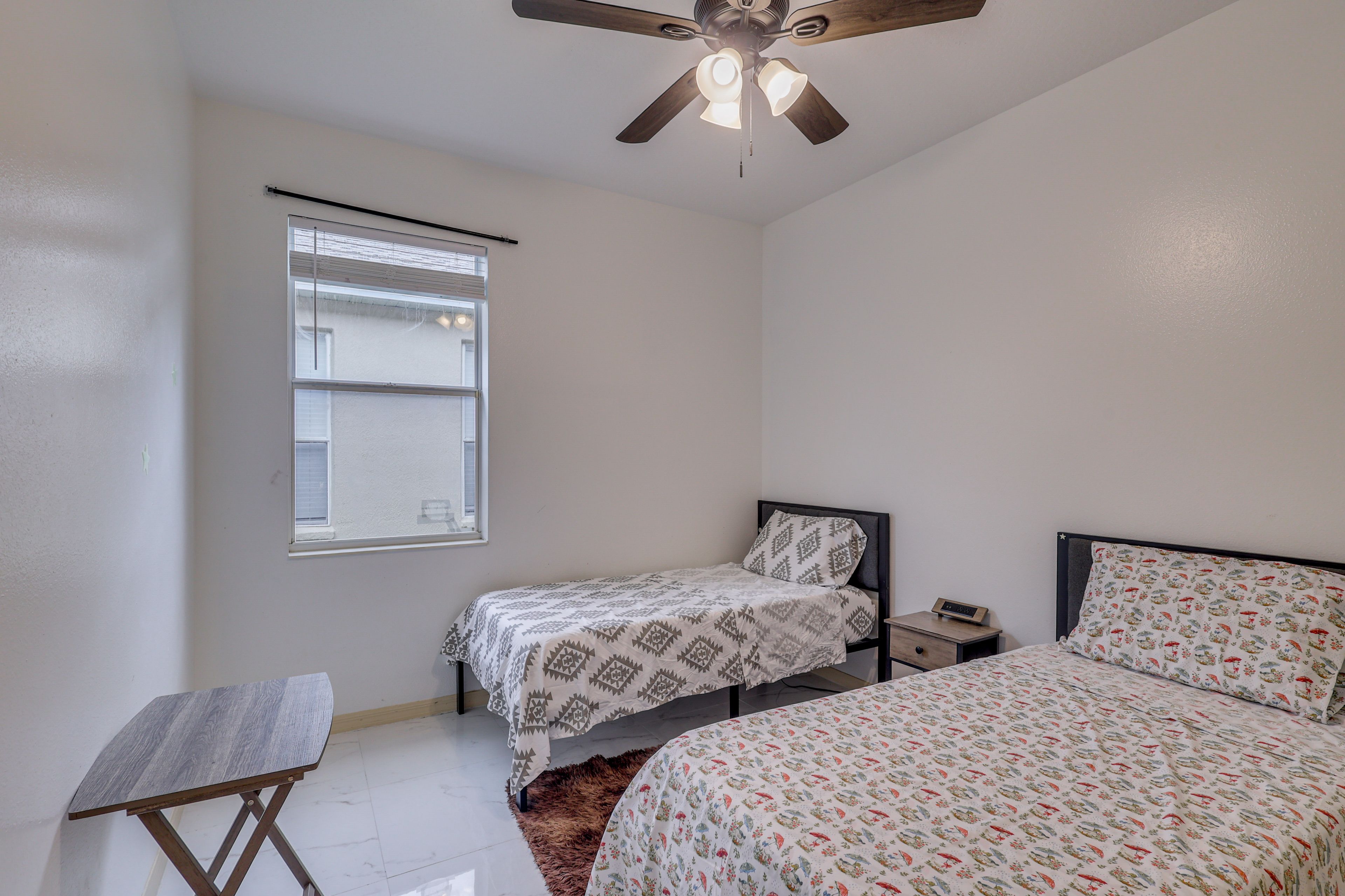 Bedroom 3 | 2 Twin Beds
