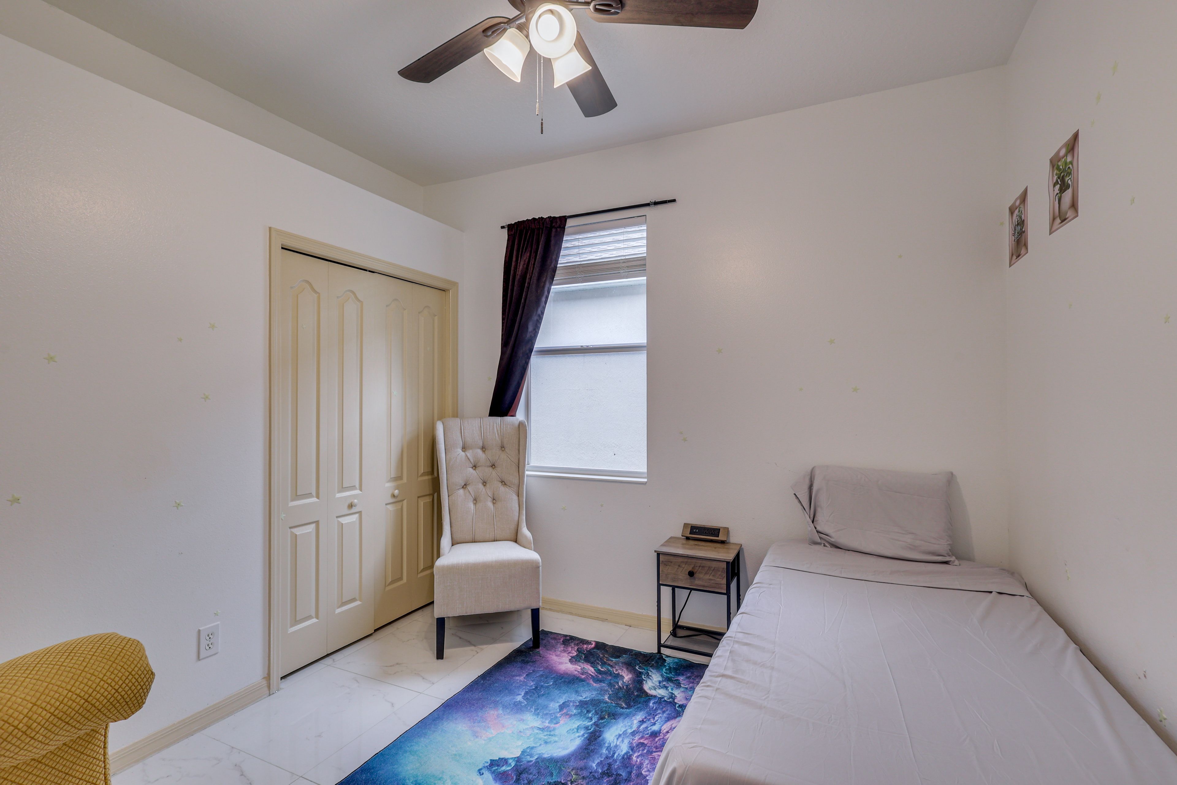 Bedroom 4 | 1 Twin Bed