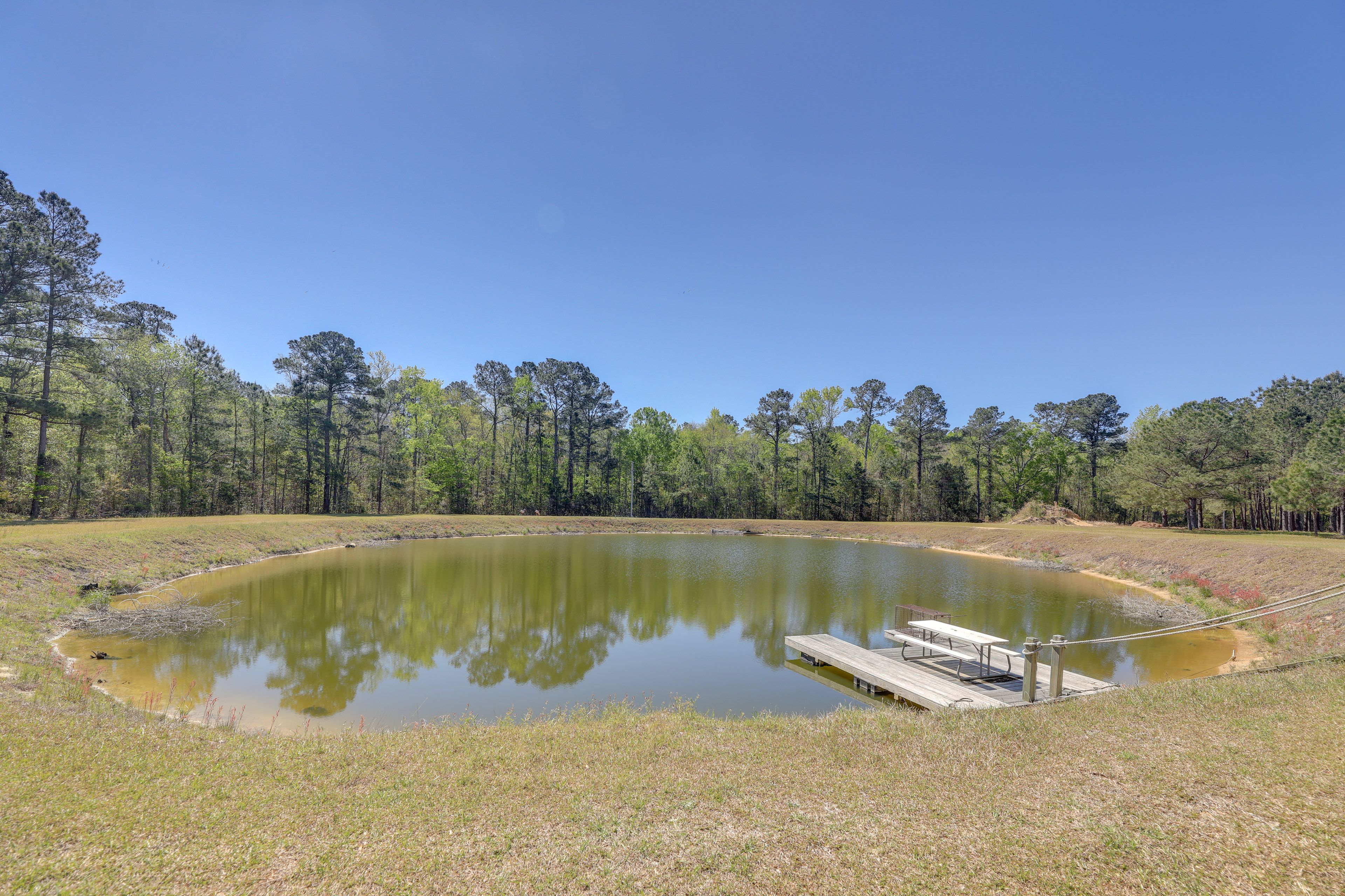 Private Pond On-Site | Dock