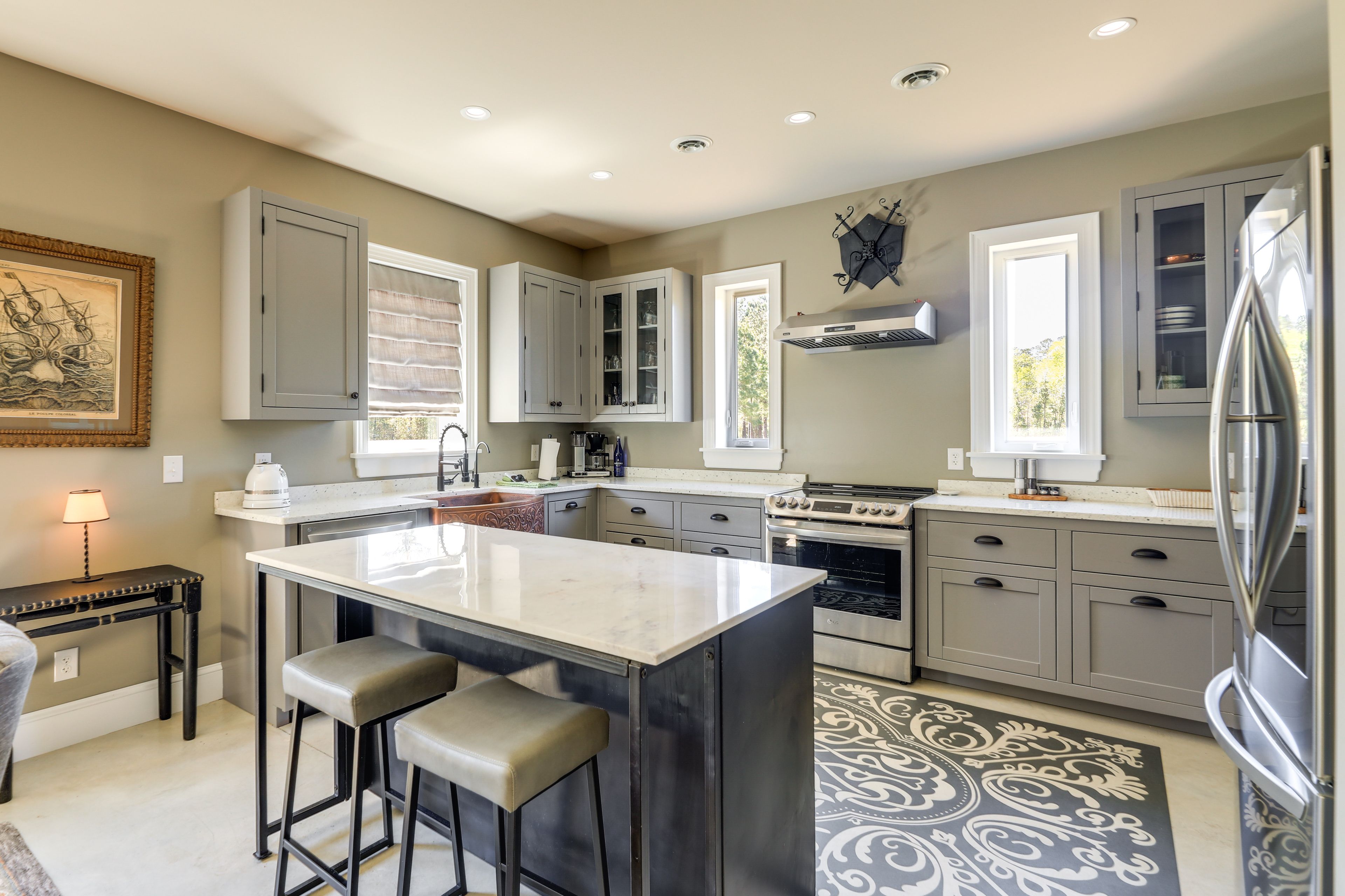 Kitchen | Dishwasher | Microwave