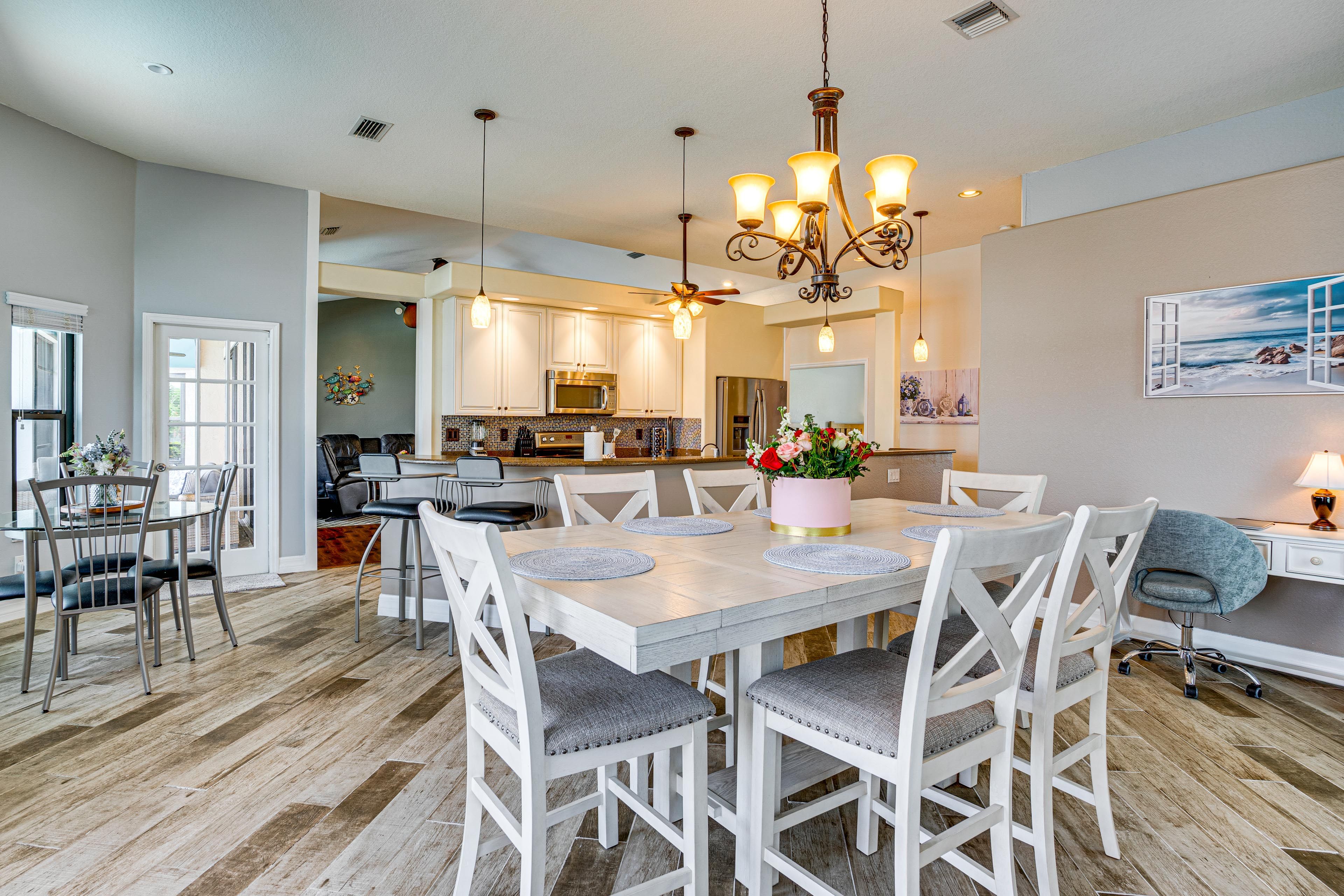 Dining Area | Dedicated Workspace