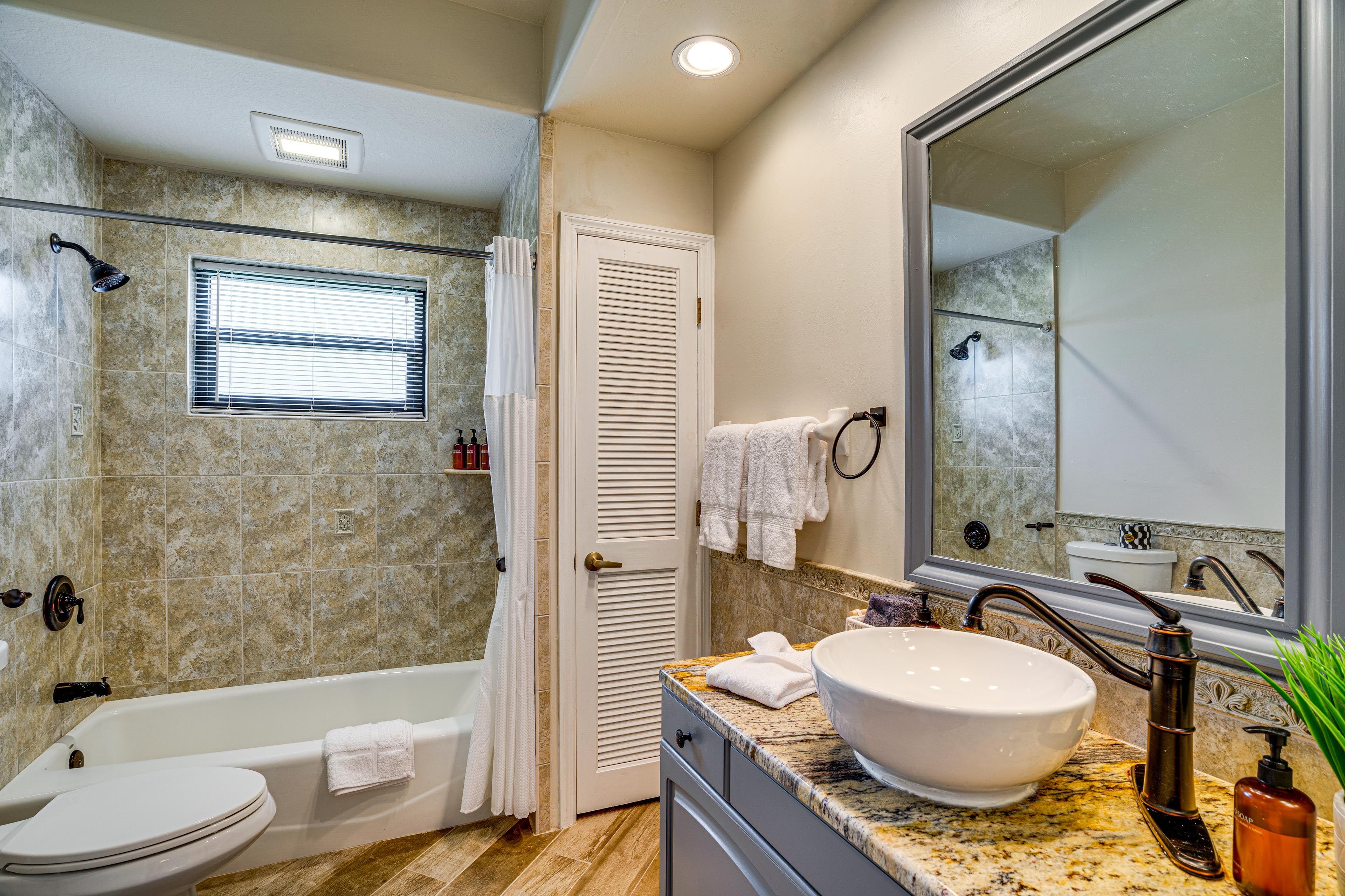 Full Bathroom