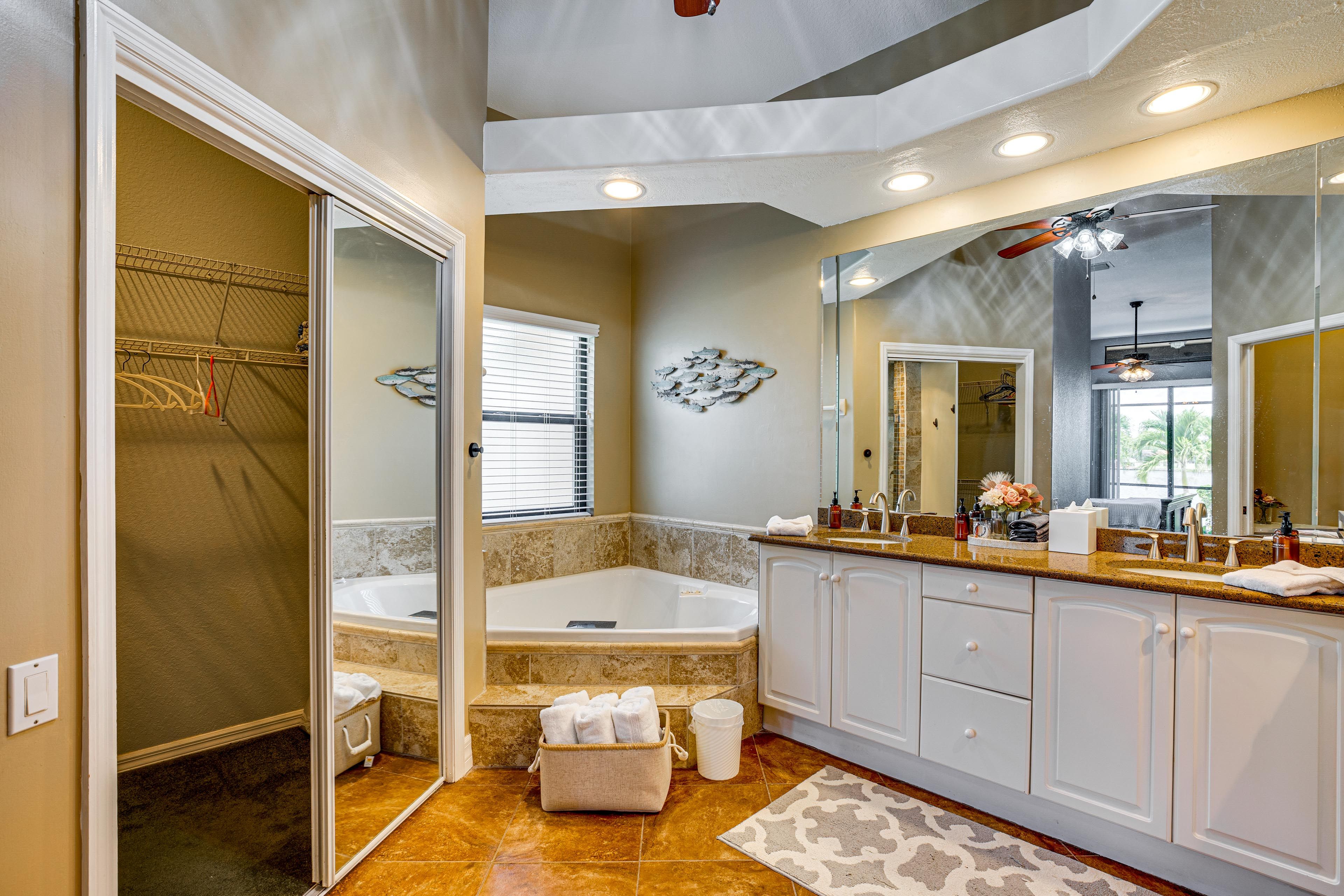 En-Suite Bathroom