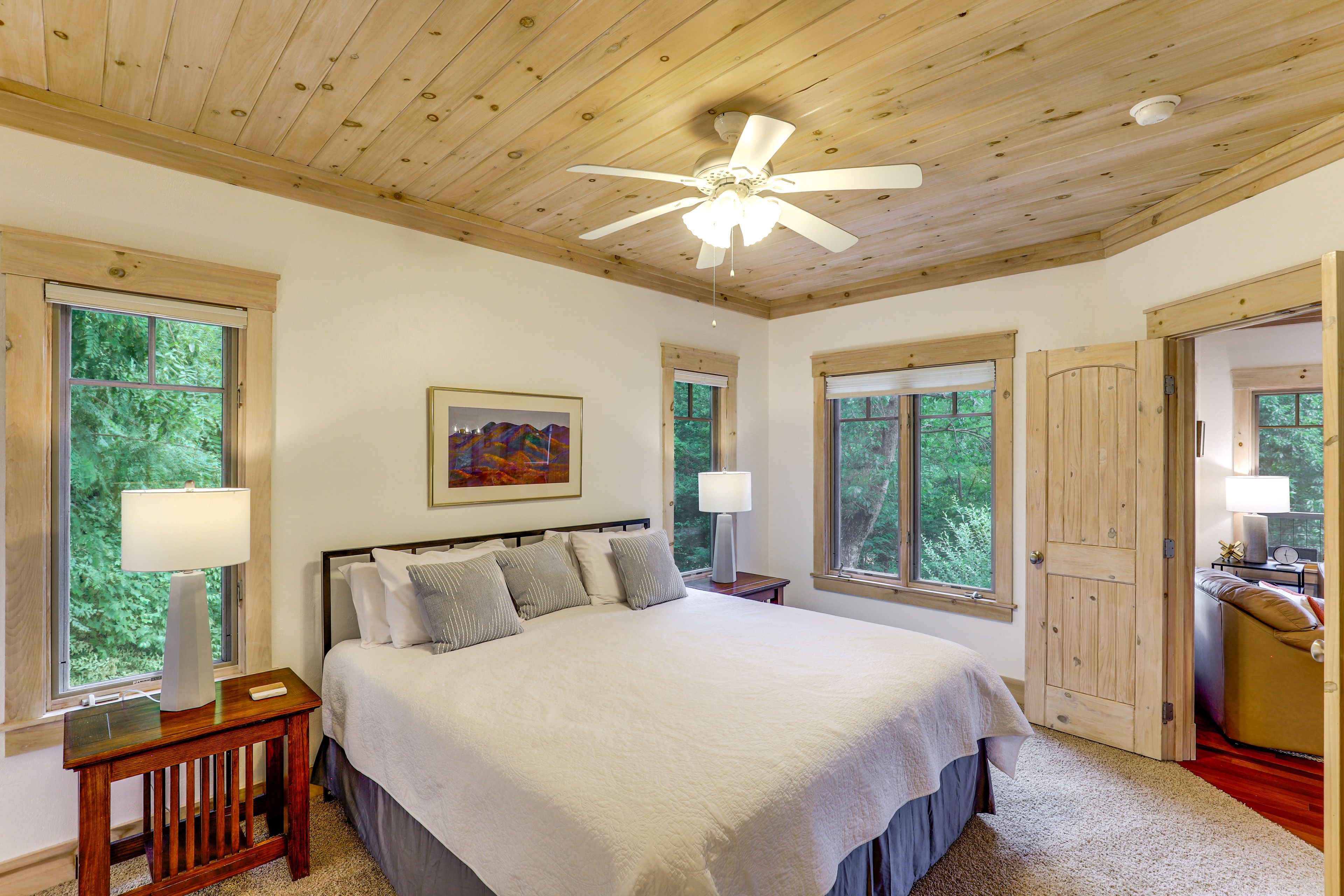 Bedroom 1 | King Bed | 2nd Floor