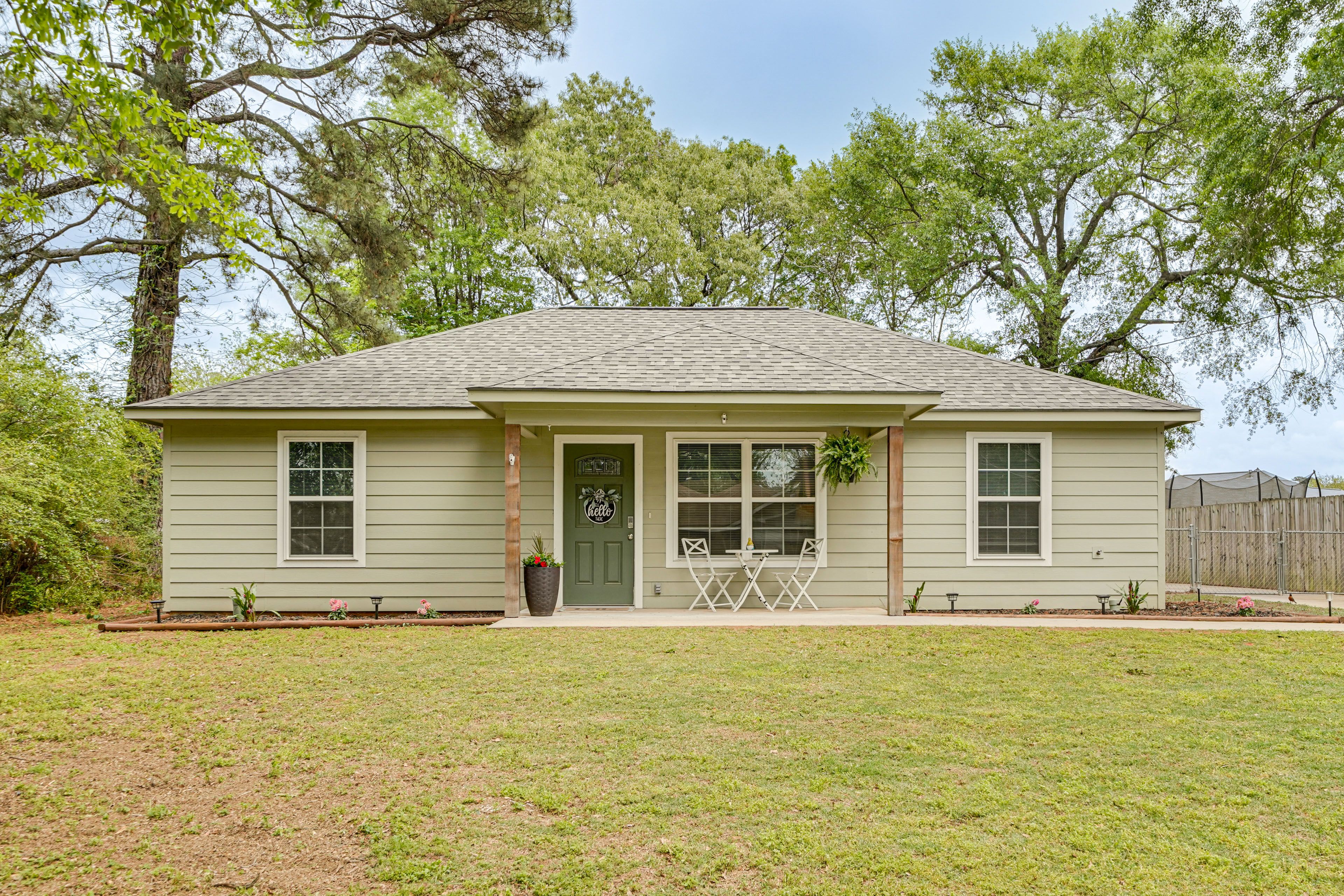 Nash Vacation Rental | 3BR | 2BA | 1,100 Sq Ft