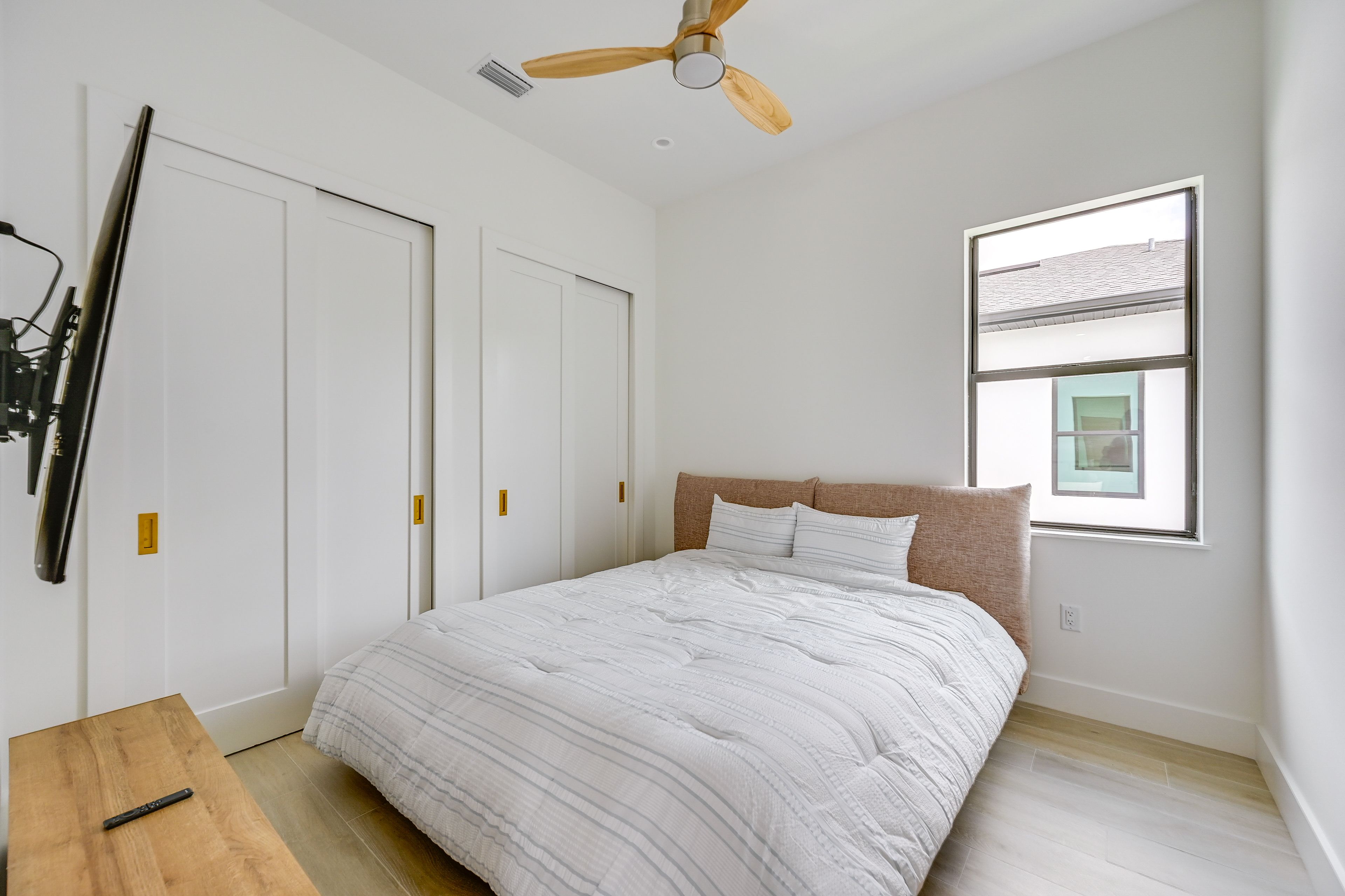 Bedroom 4 | Queen Bed | 2nd Floor