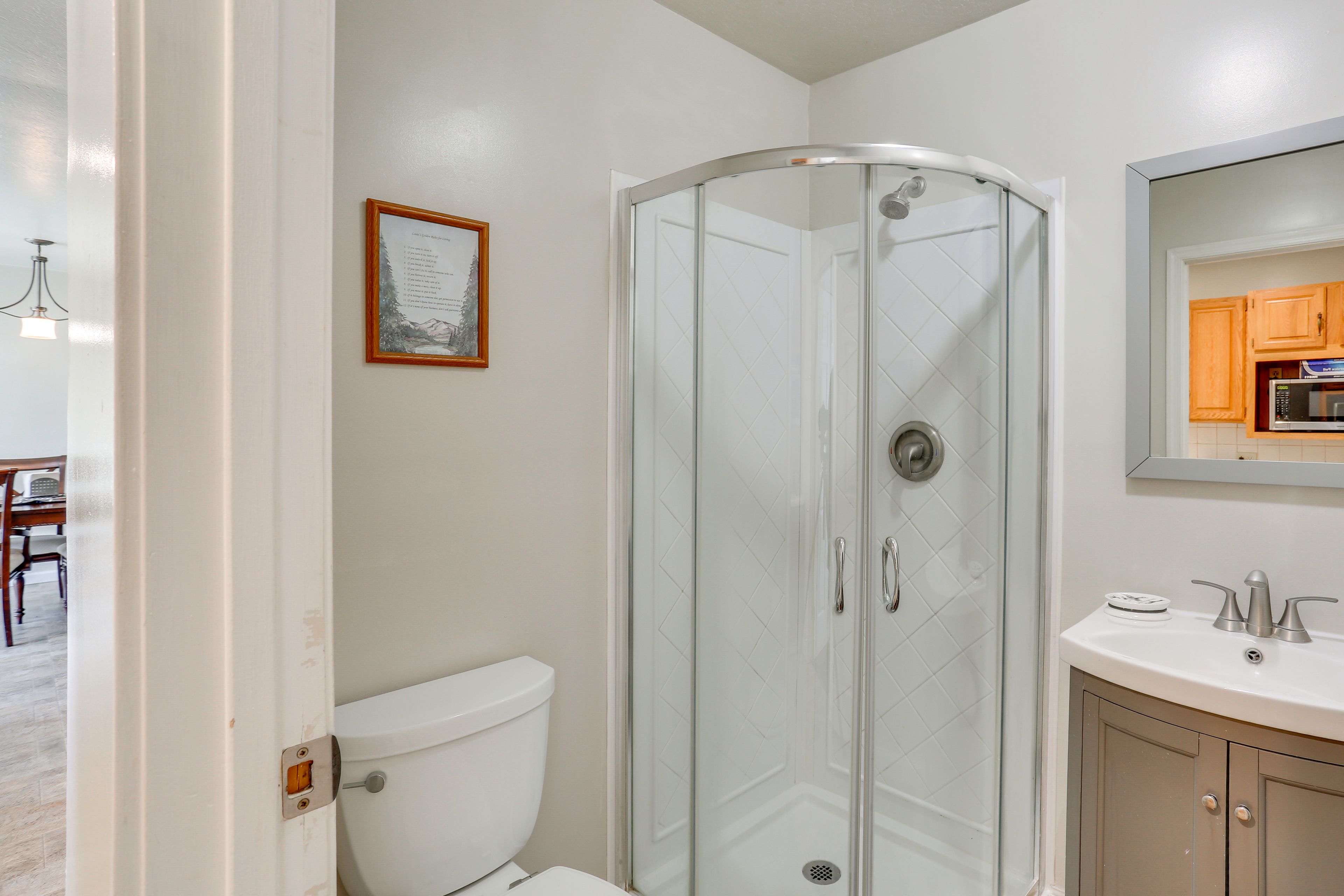 Full Bathroom