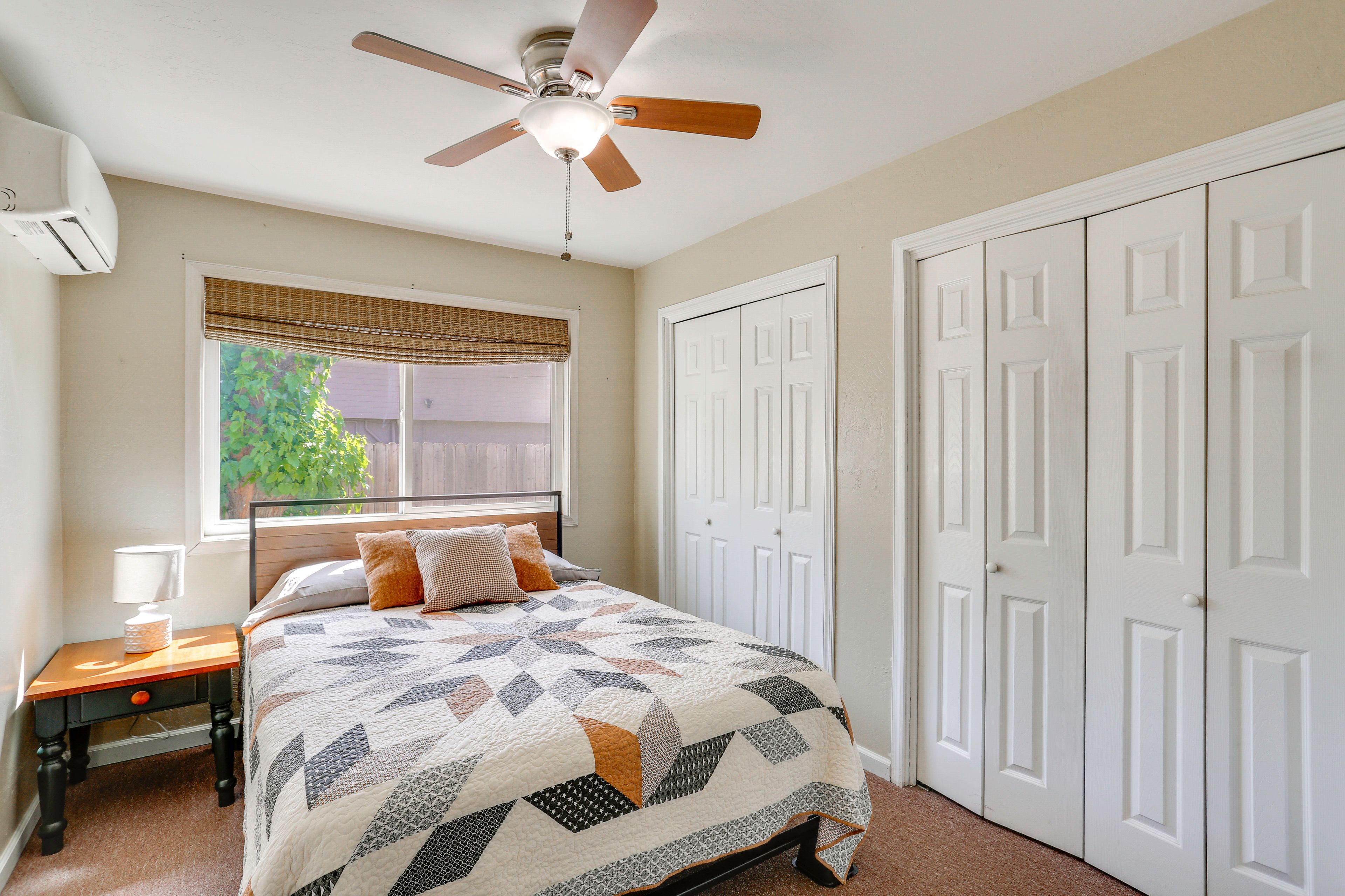 Bedroom 1 | Queen Bed | En-Suite Bathroom