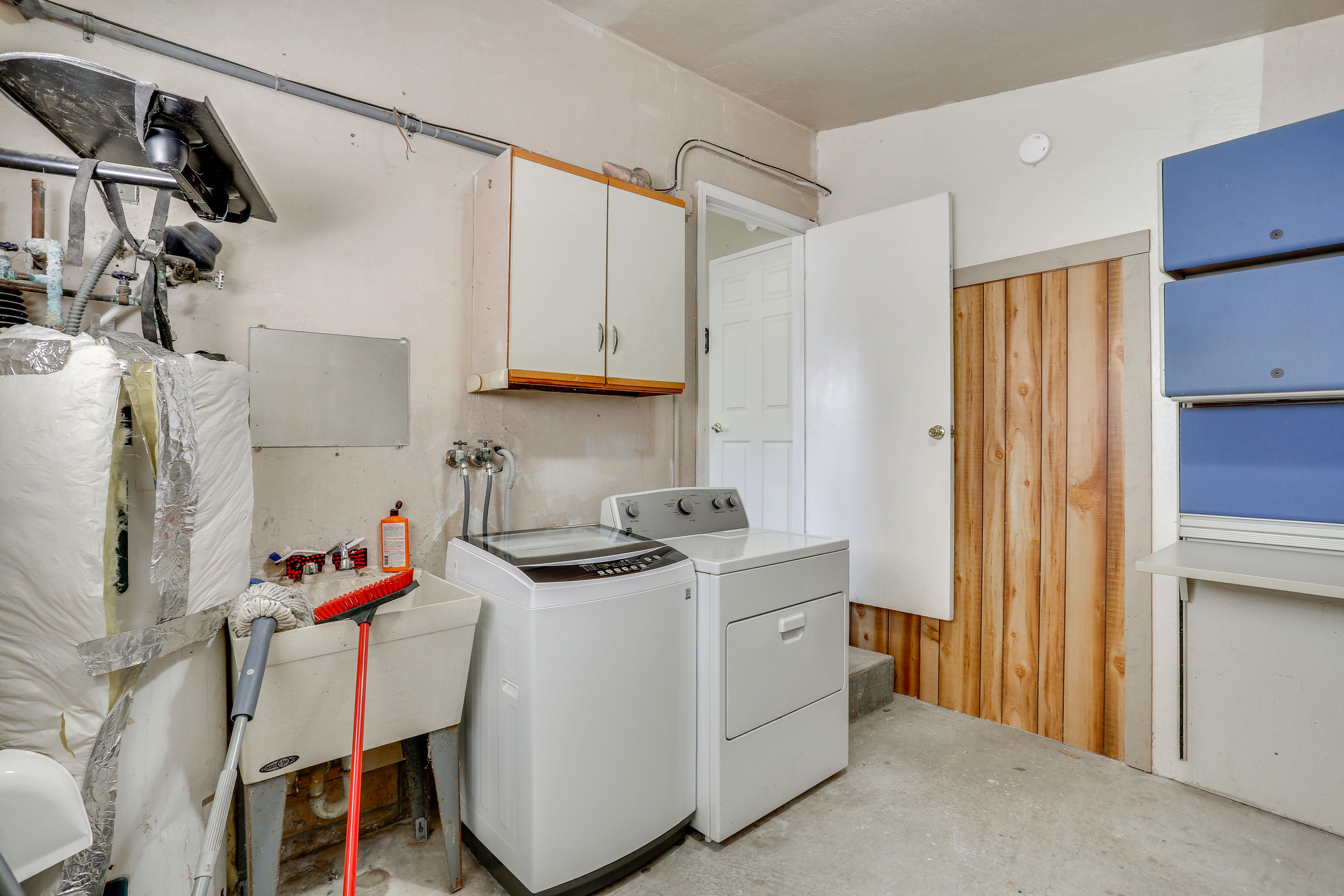 Washer & Dryer