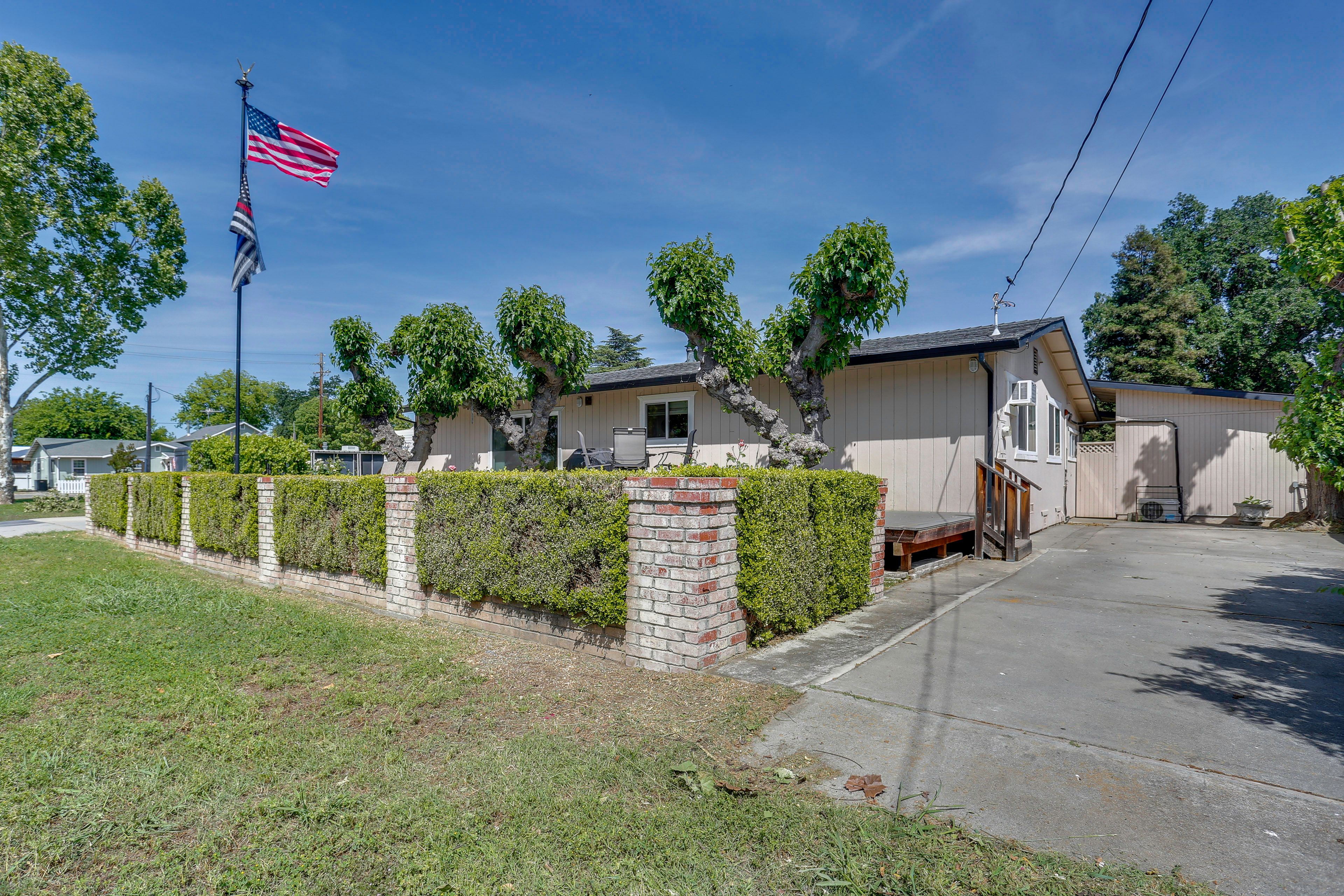 Exterior | Driveway | Street Parking Available