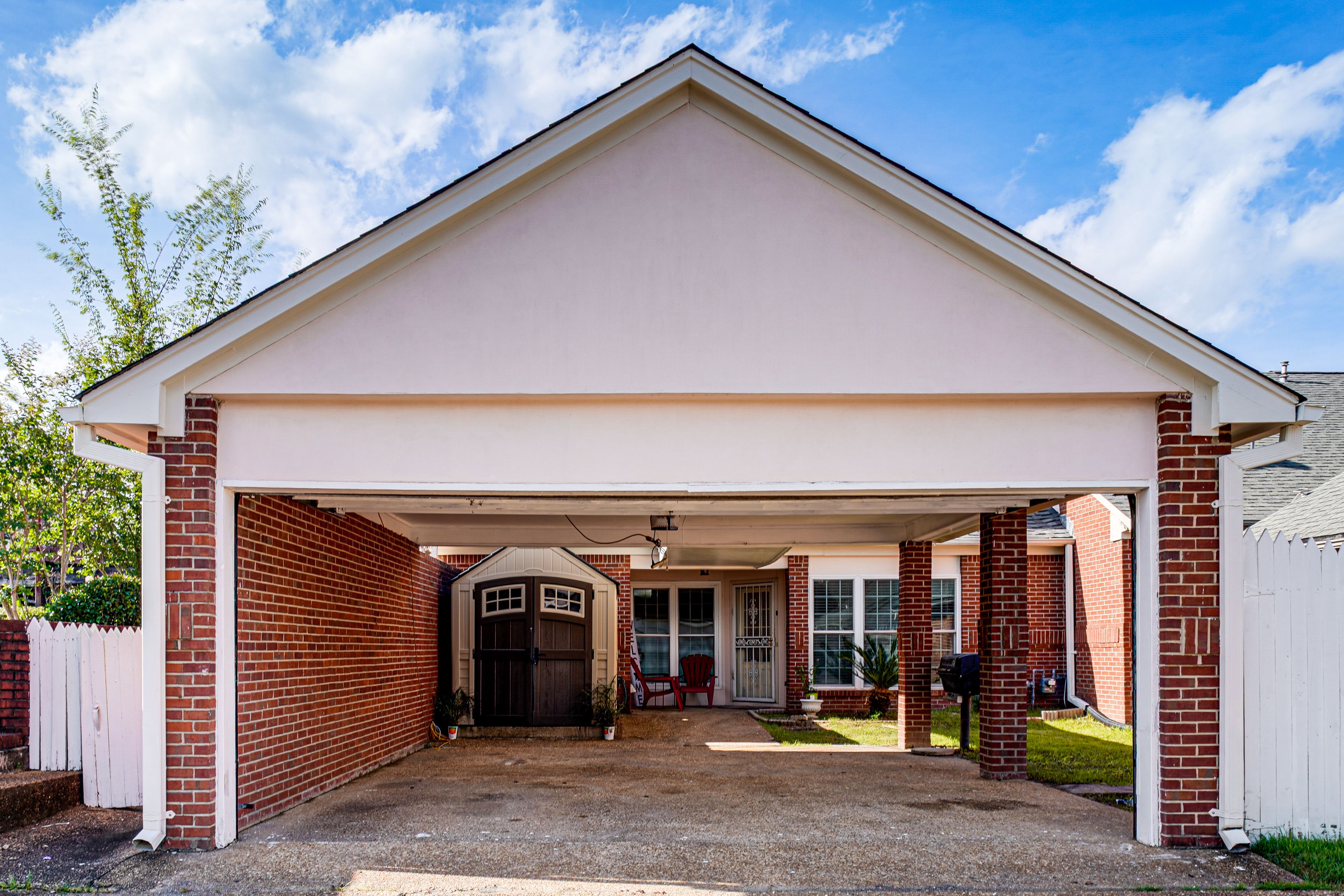 Garage Parking (2 Vehicles)