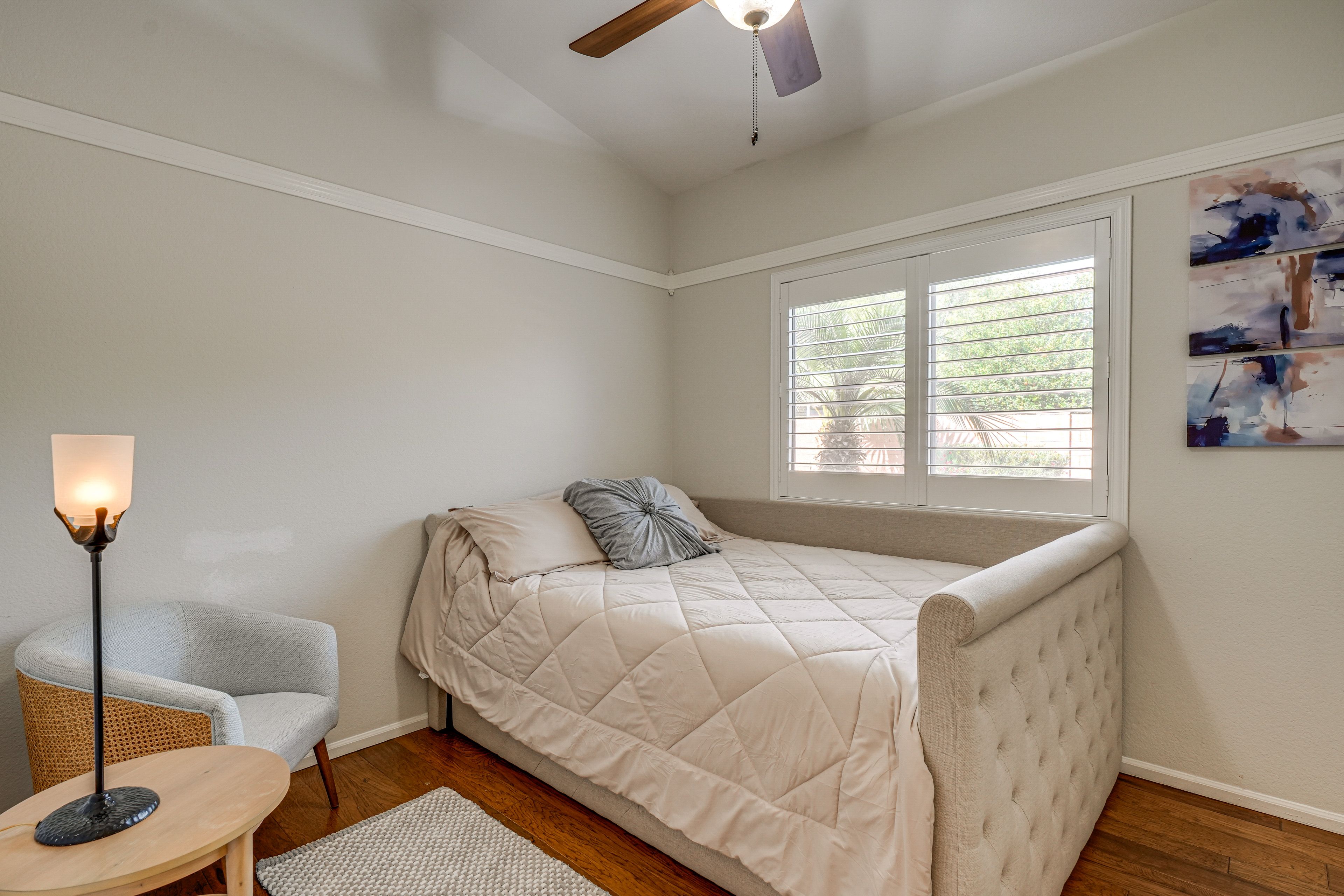 Bedroom 3 | Queen Daybed w/ Twin Trundle