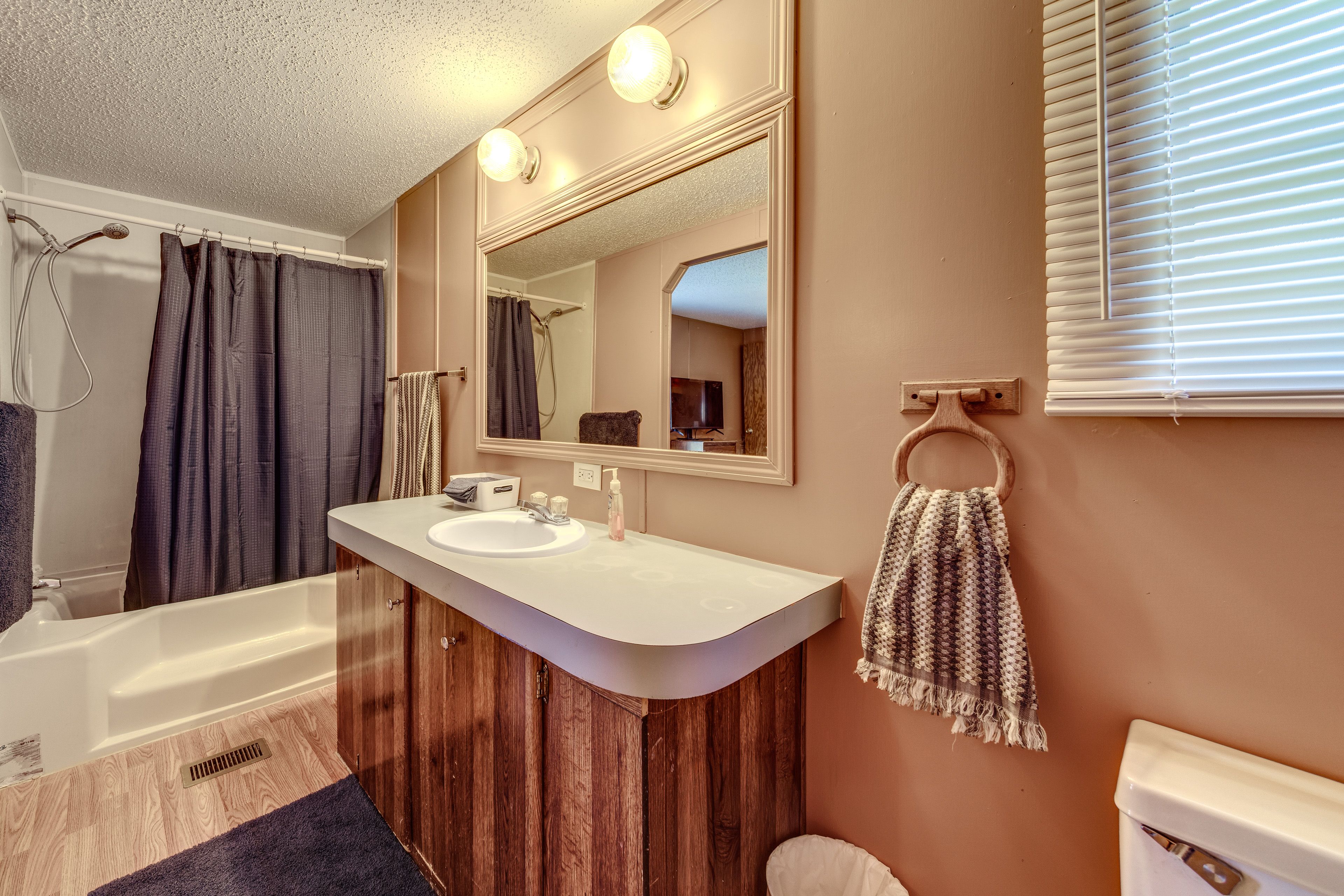 En-Suite Bathroom