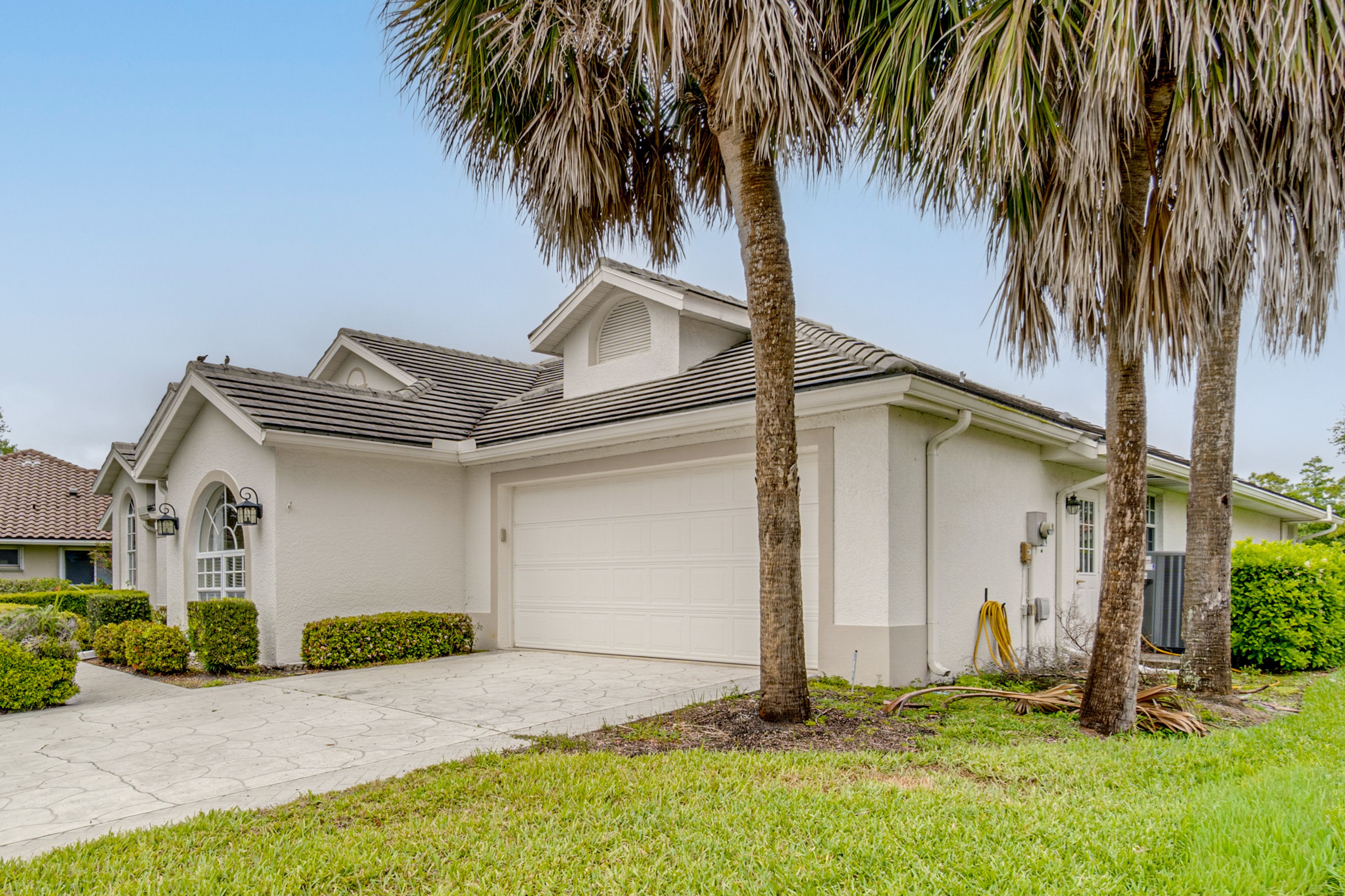 Driveway Parking | 2 Vehicles