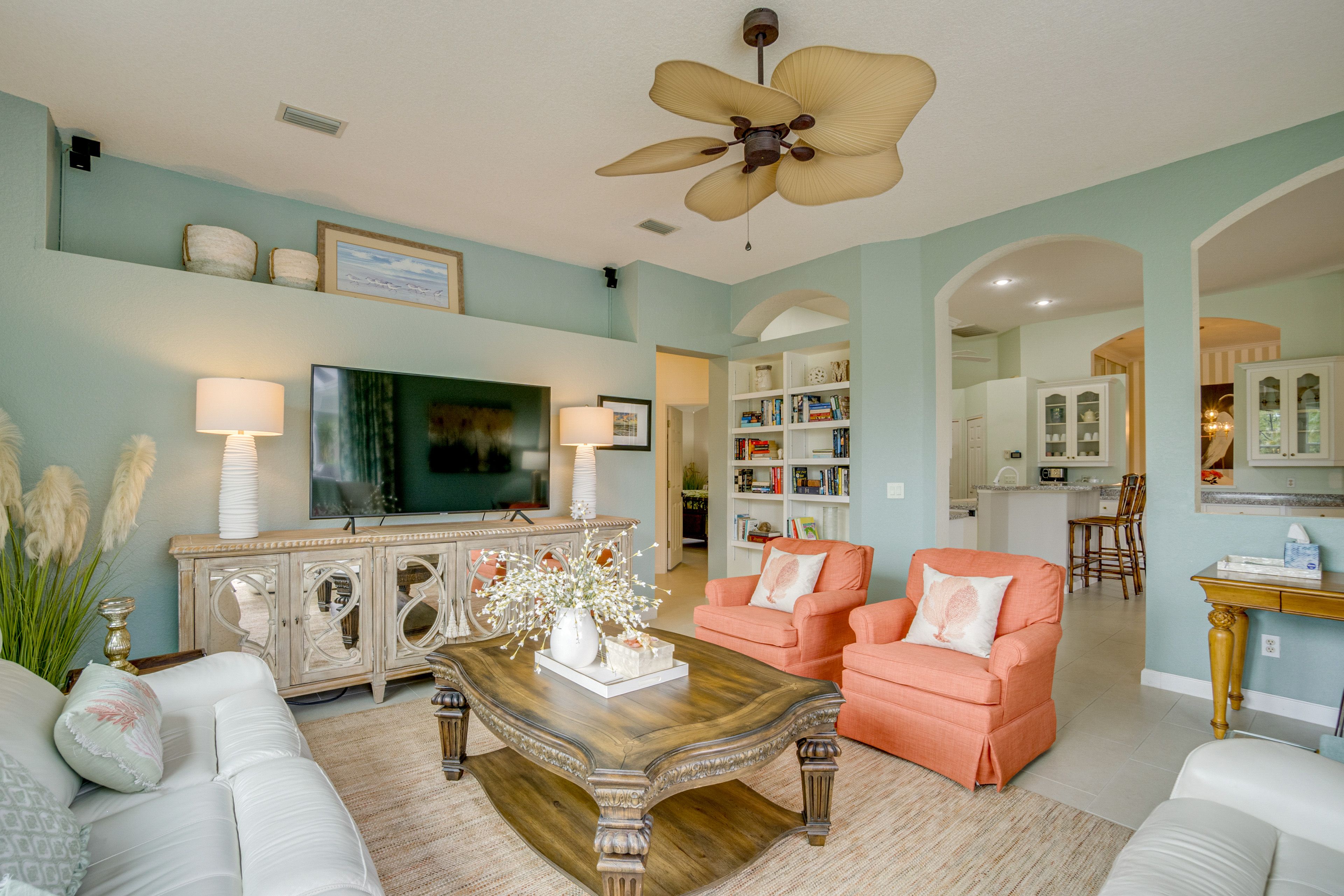 Living Room | Smart TV