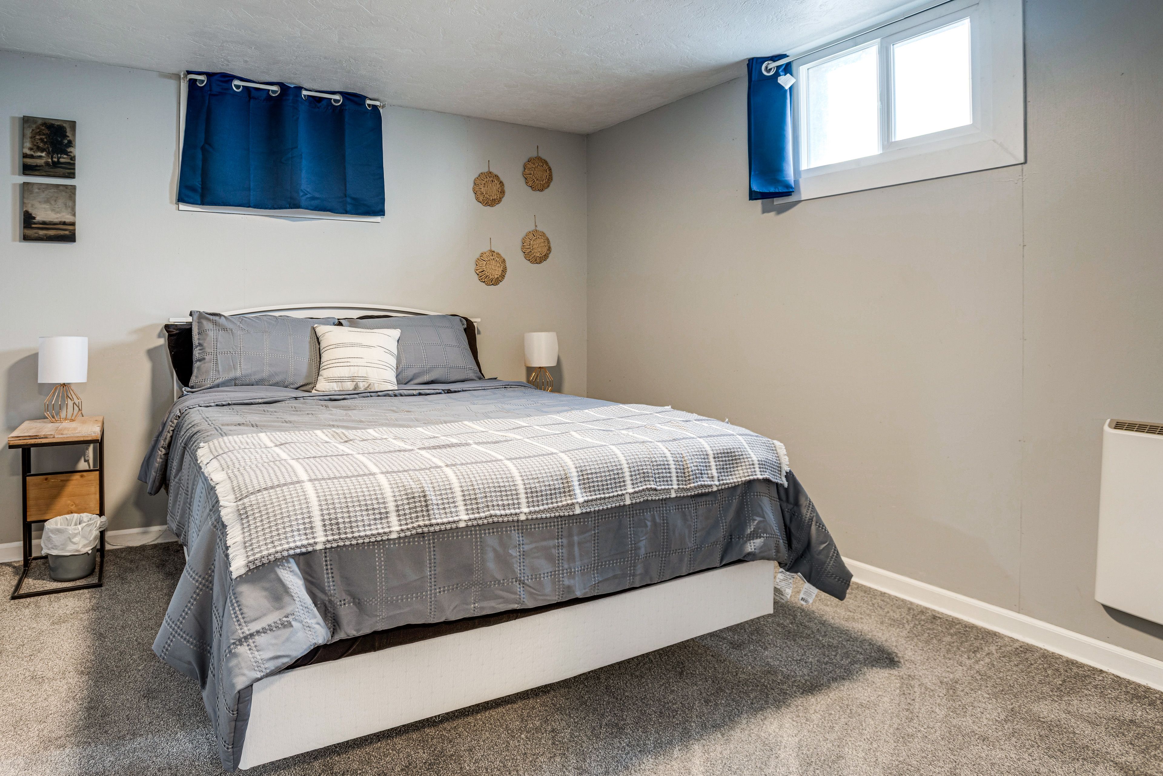 Bedroom | Queen Bed | Closet Storage