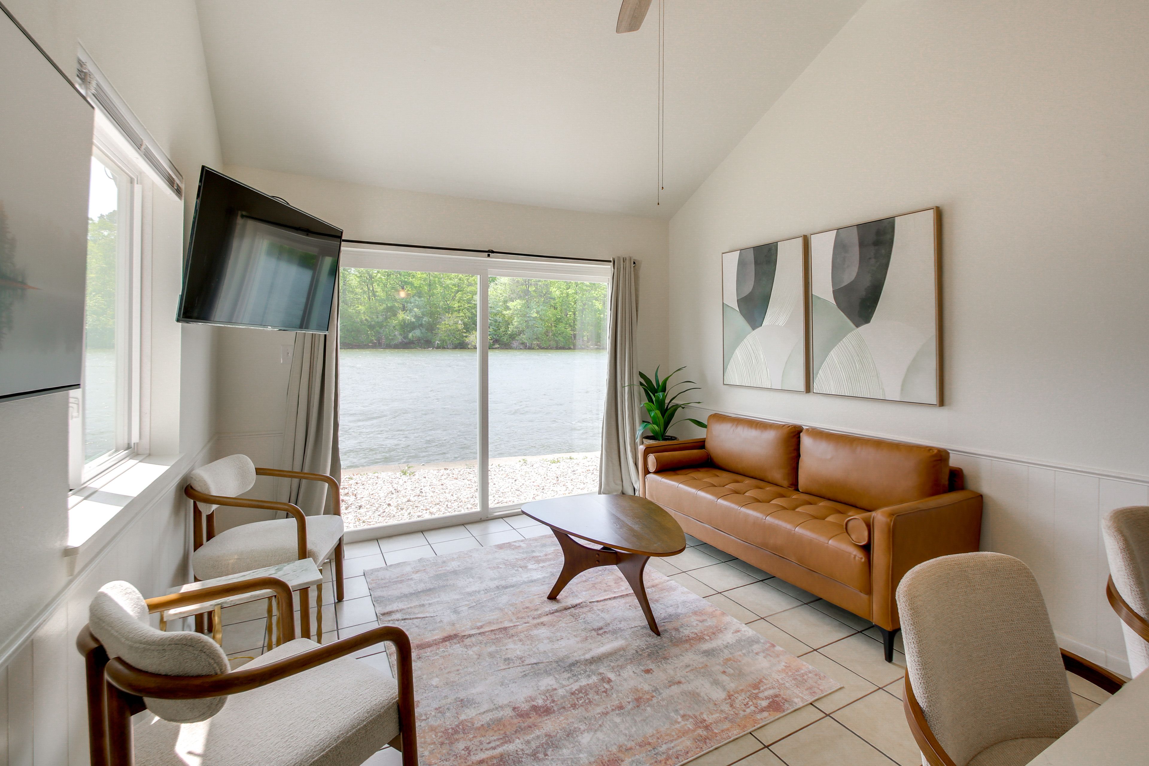 Living Room | 1st Floor