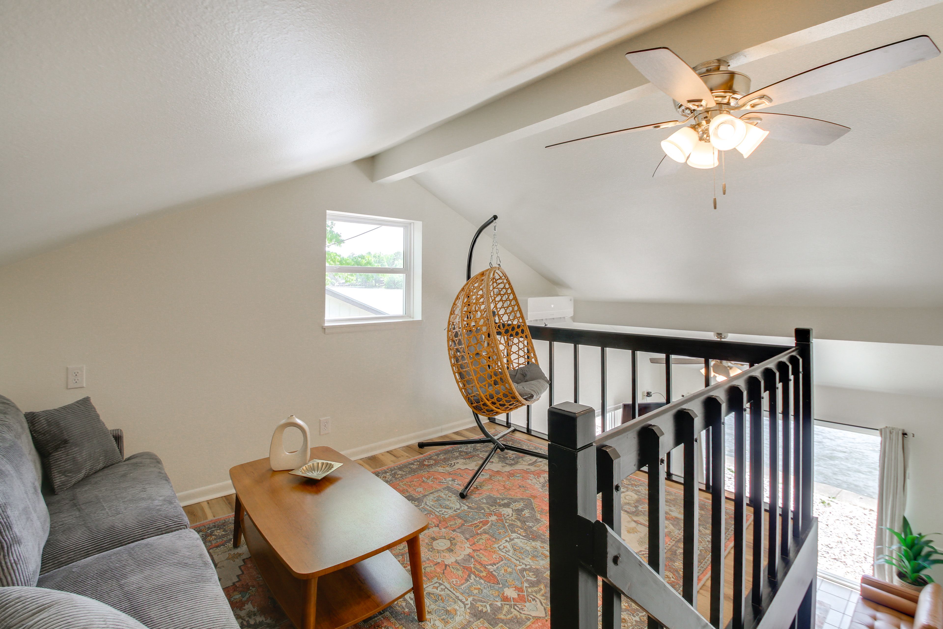 Loft | 2nd Floor