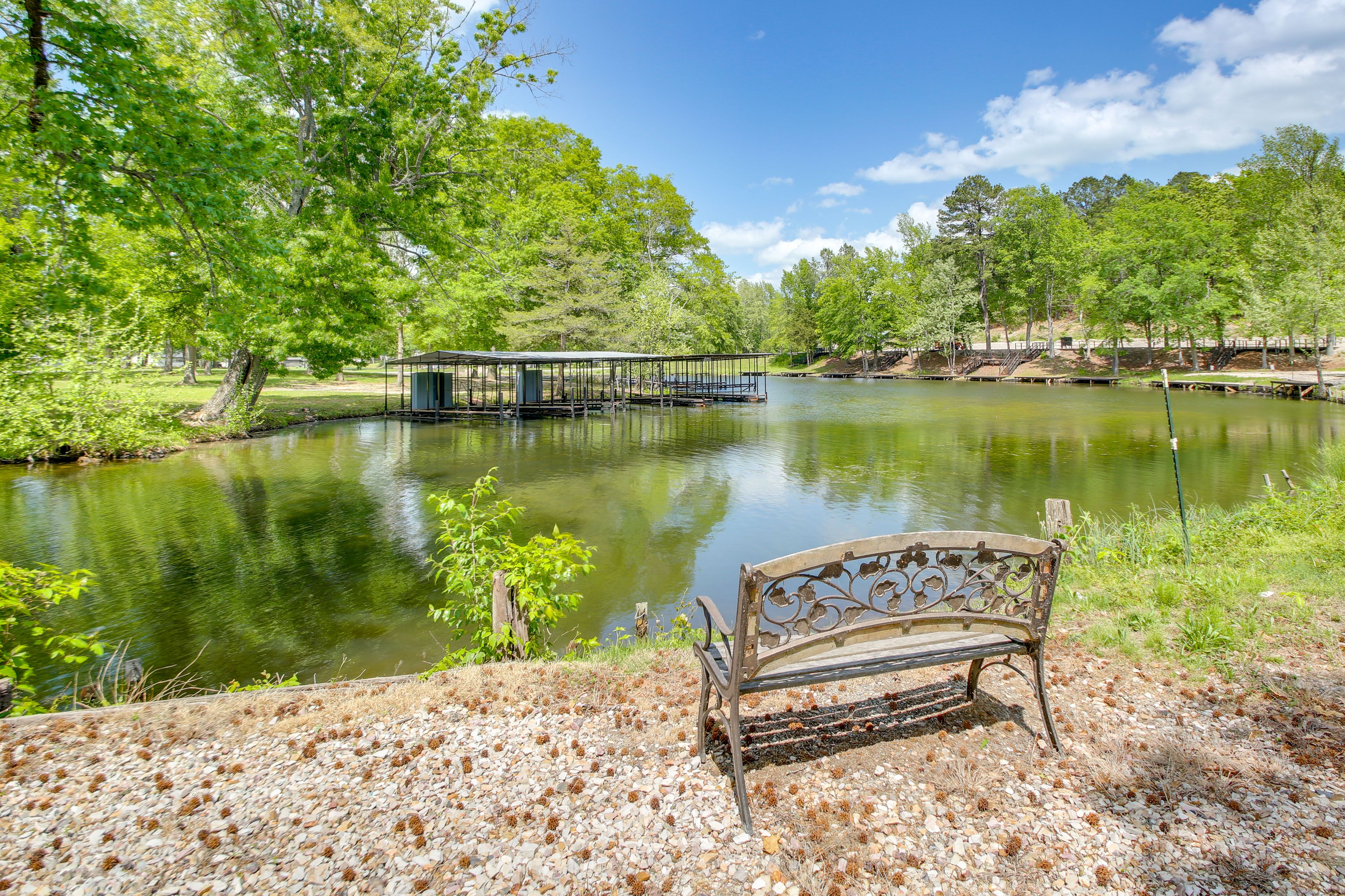 Lake Hamilton Escape | Community Amenities