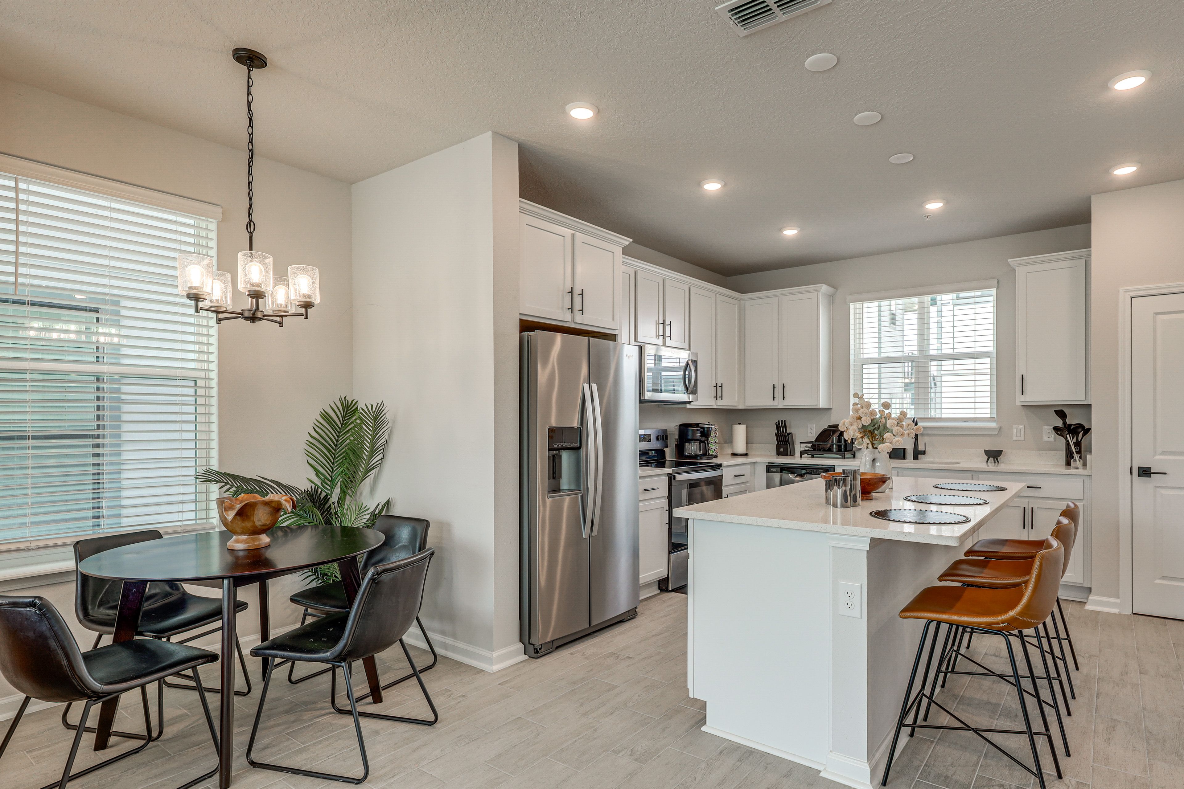 Kitchen & Dining Area | Main Level