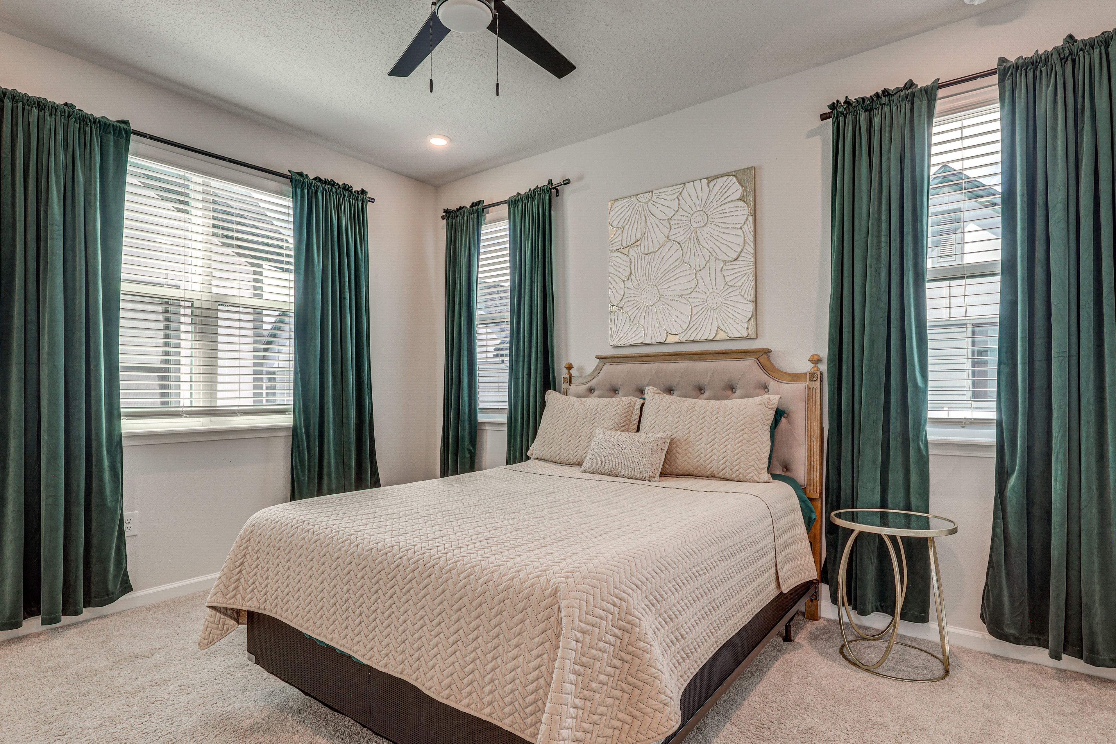 Bedroom 2 | Queen Bed | Upper Level