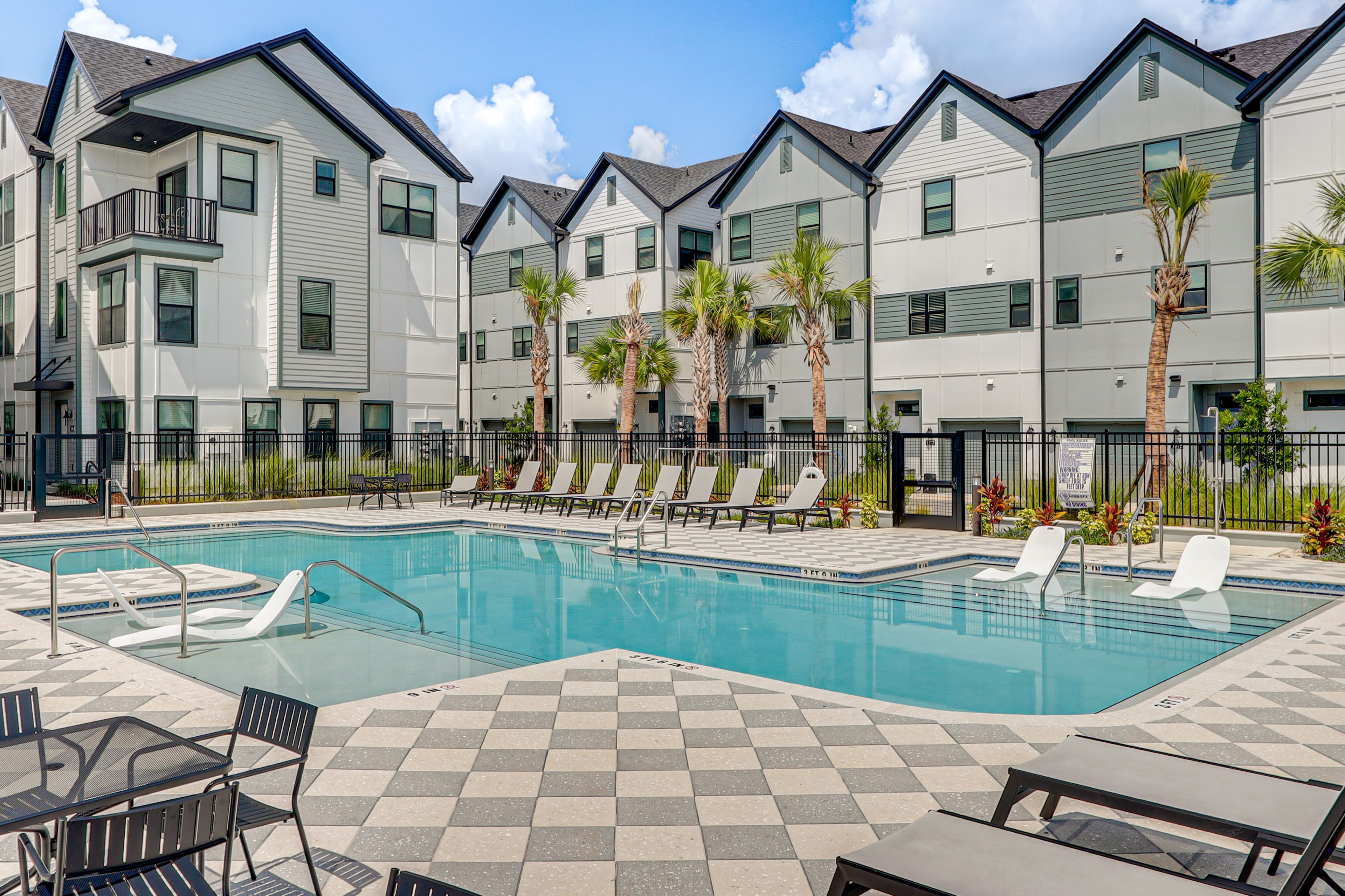 Johnson Commons | Community Amenities