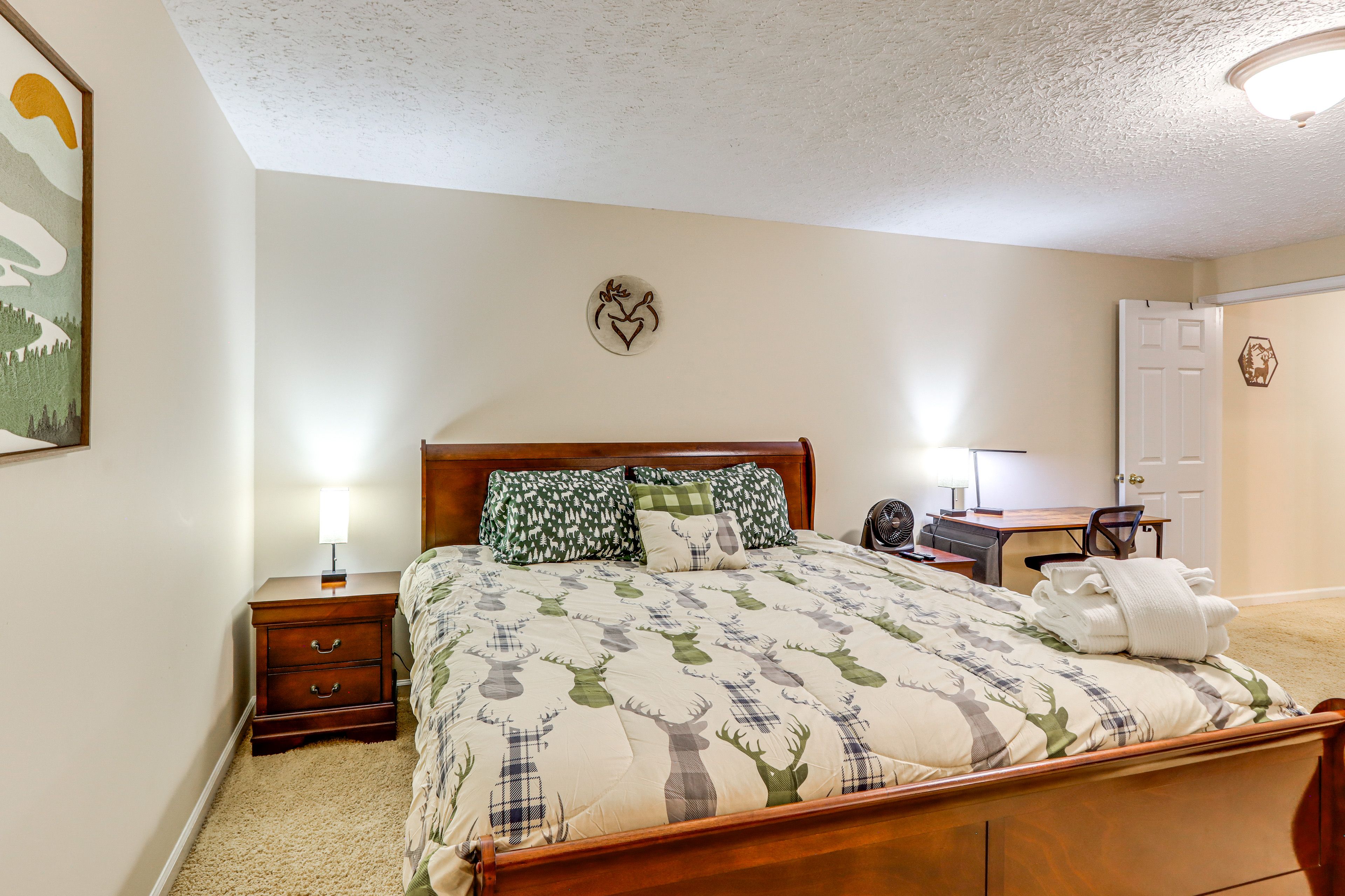 Bedroom 3 | King Bed | Basement