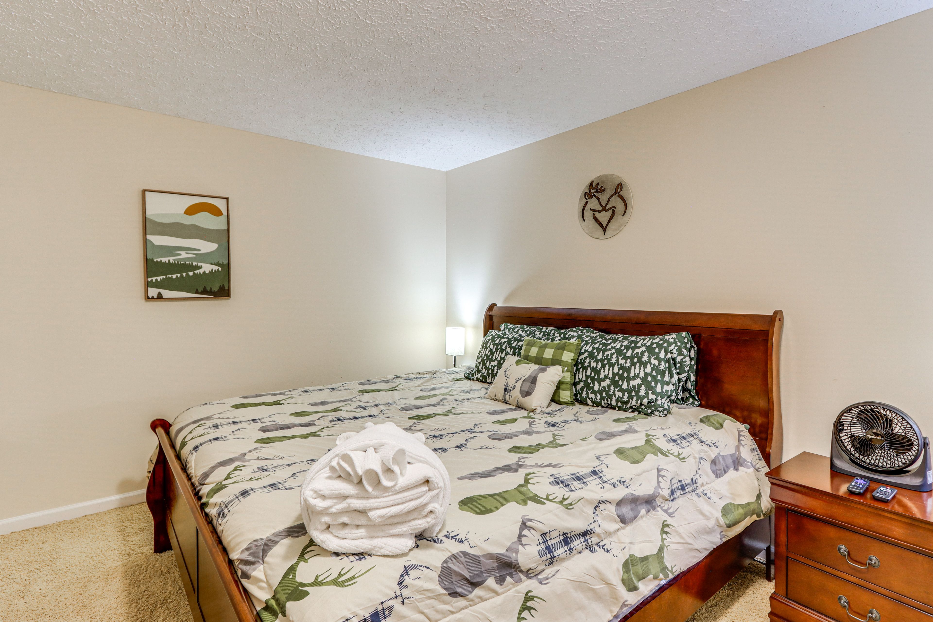 Bedroom 4 | King Bed | Basement