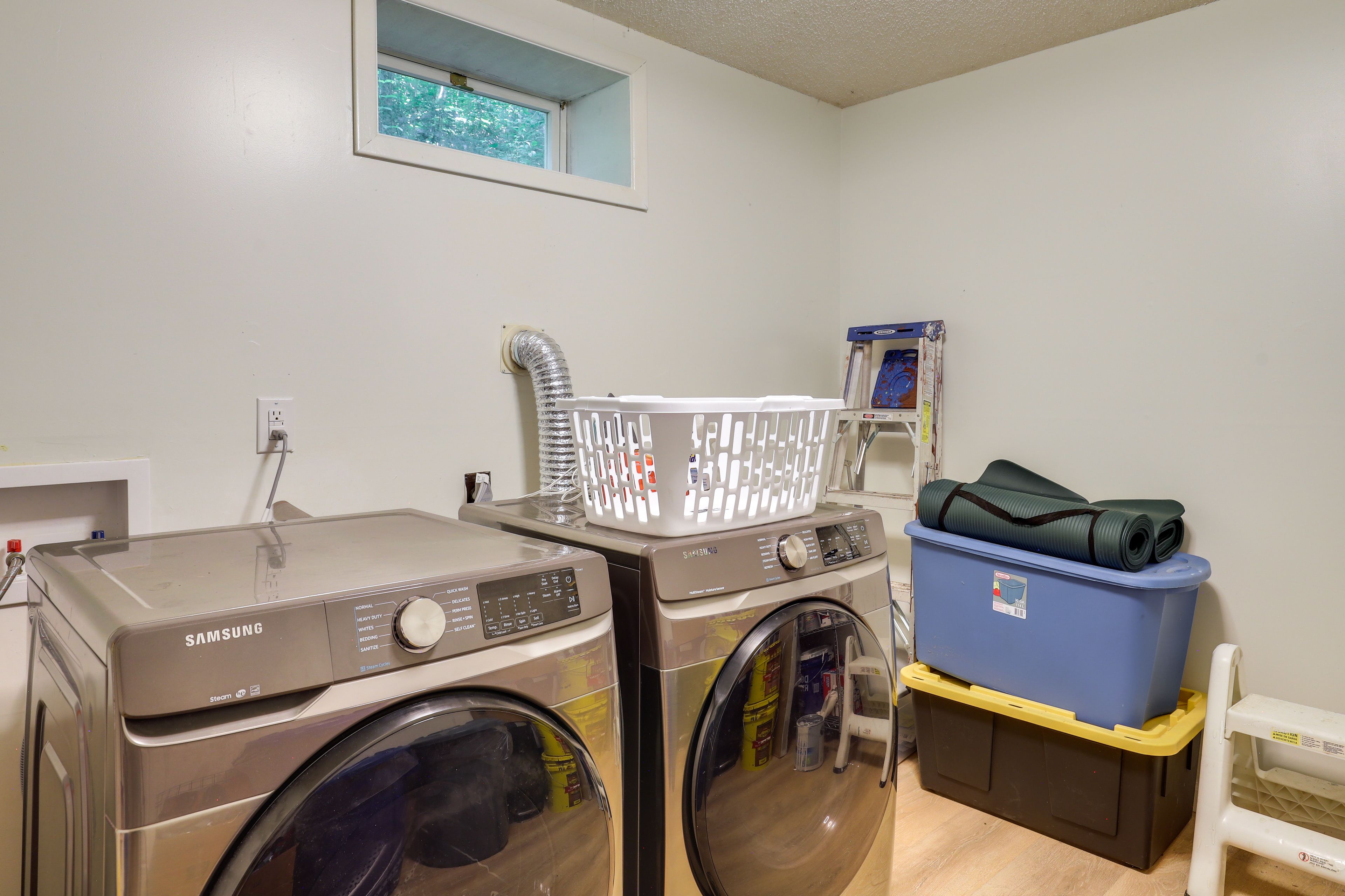 Laundry | 1st Floor
