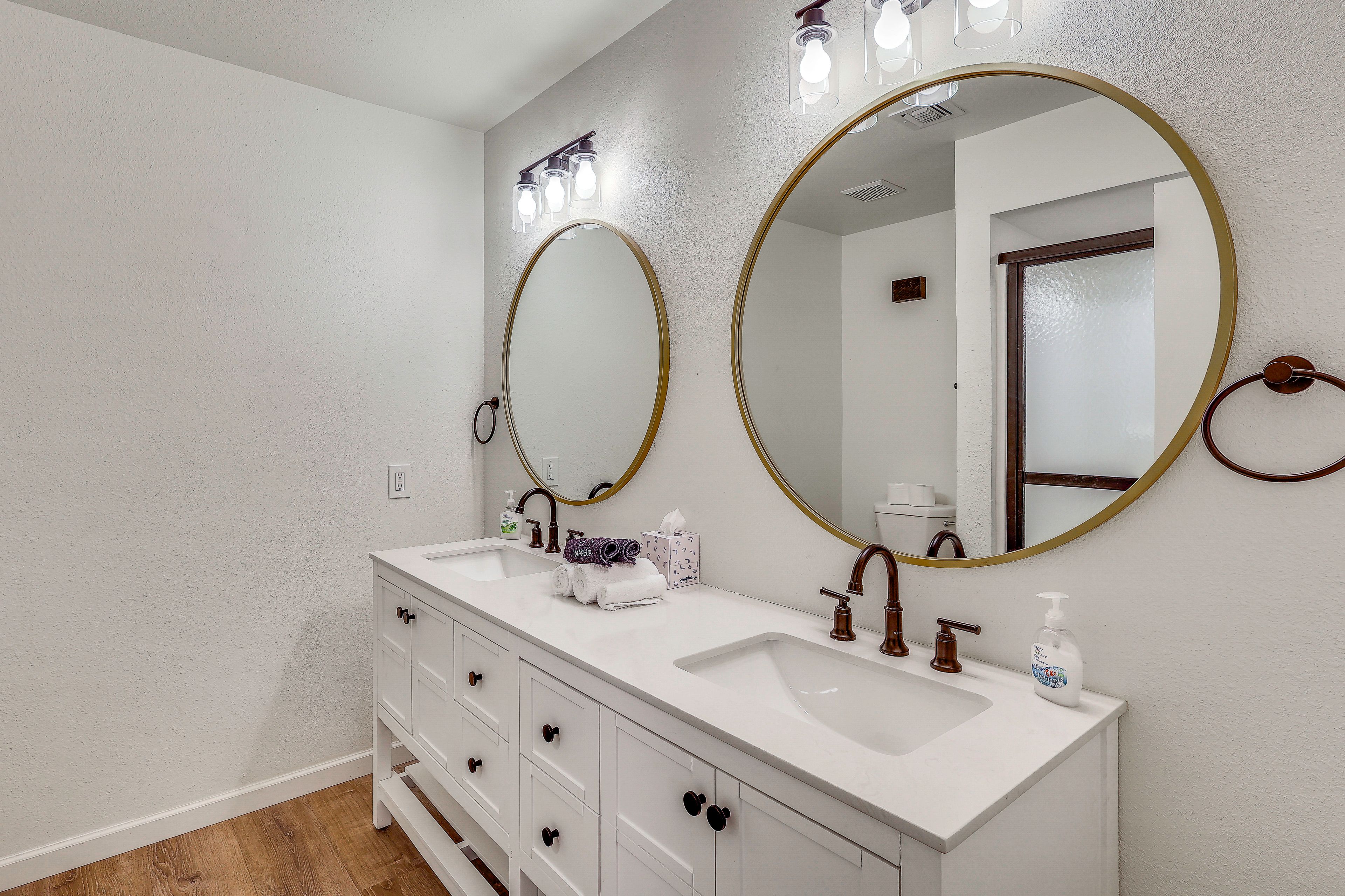 Bathroom | Shower