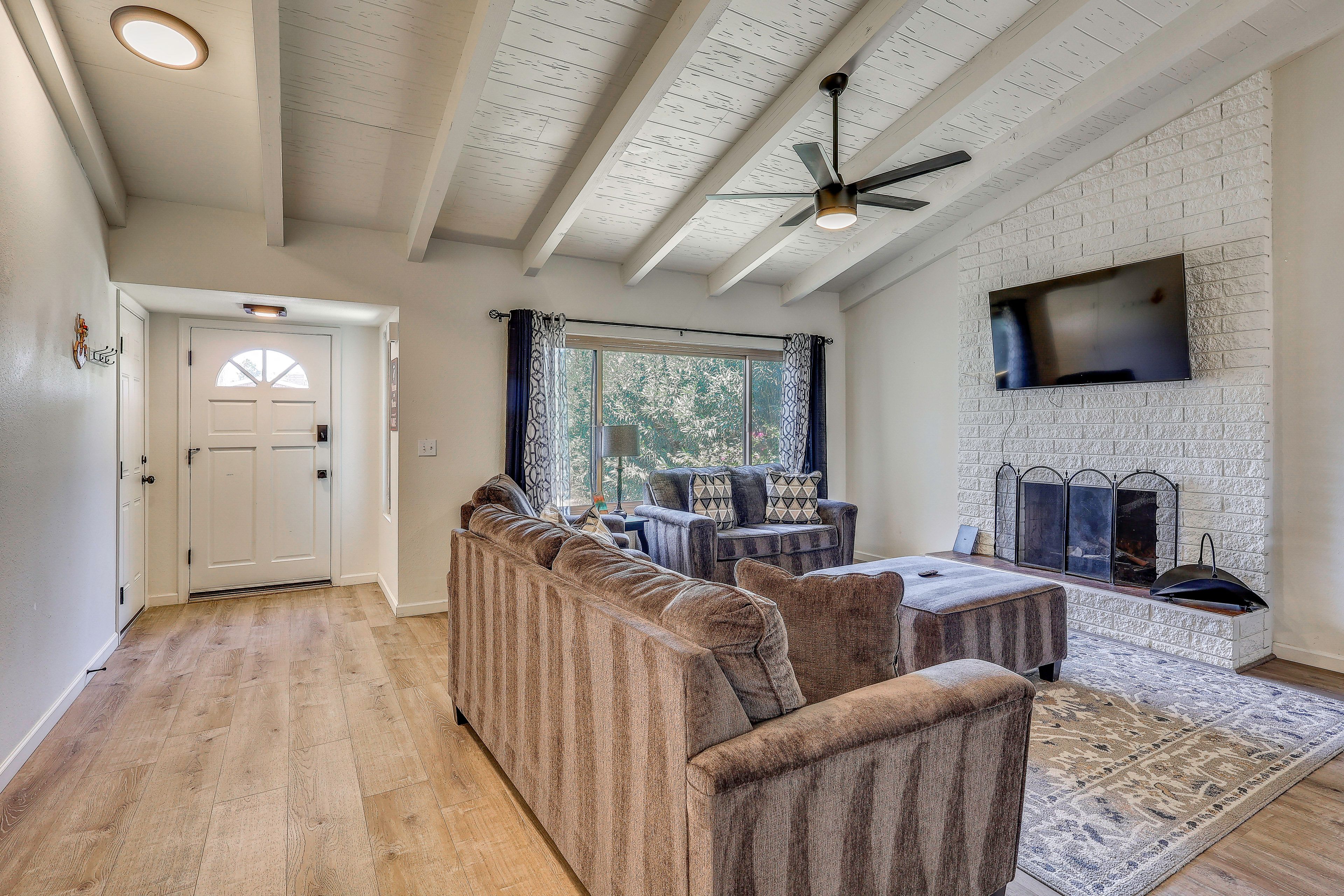 Bullhead City Vacation Rental | 2BR | 2BA | 1,466 Sq Ft