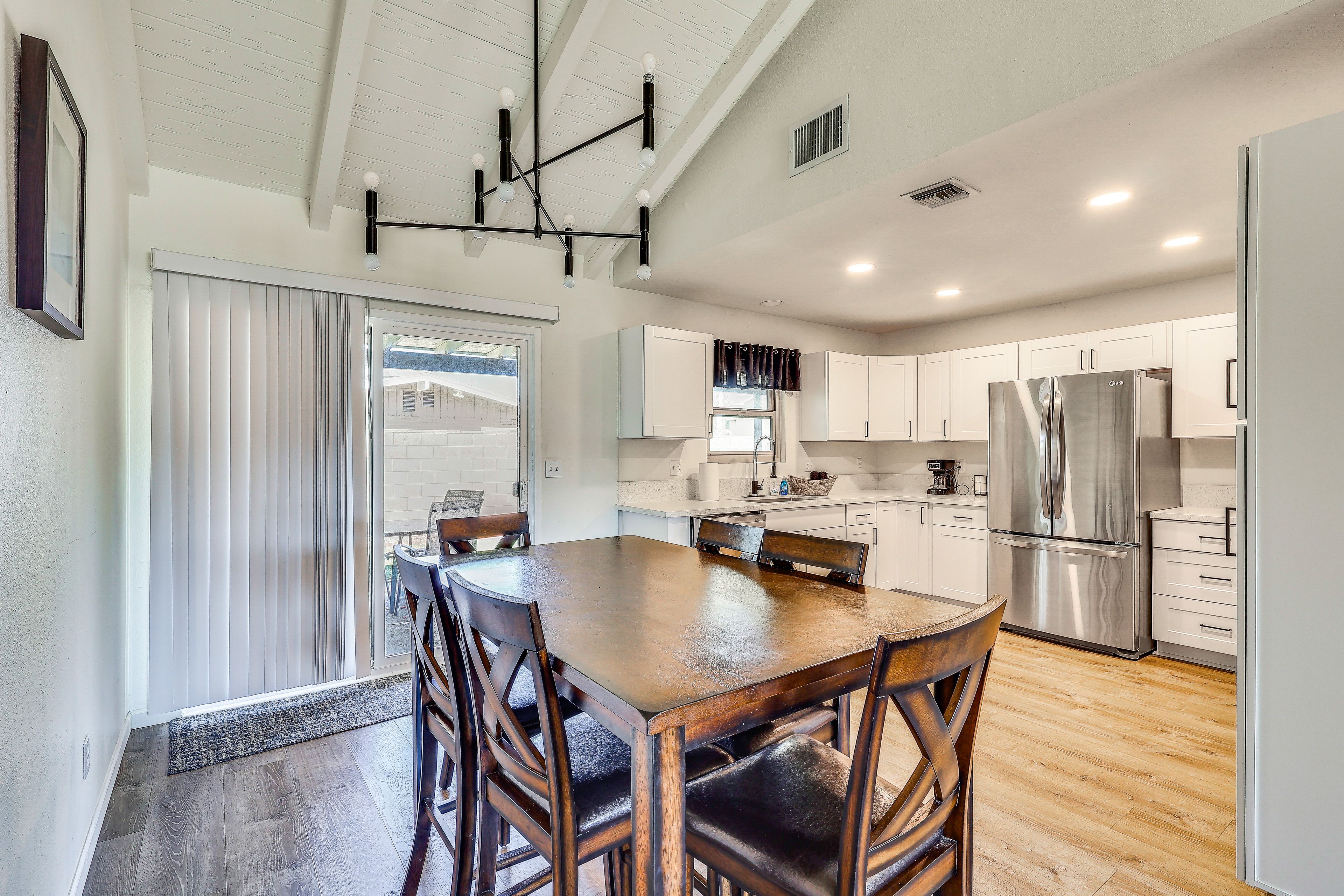 Kitchen | Dining Area