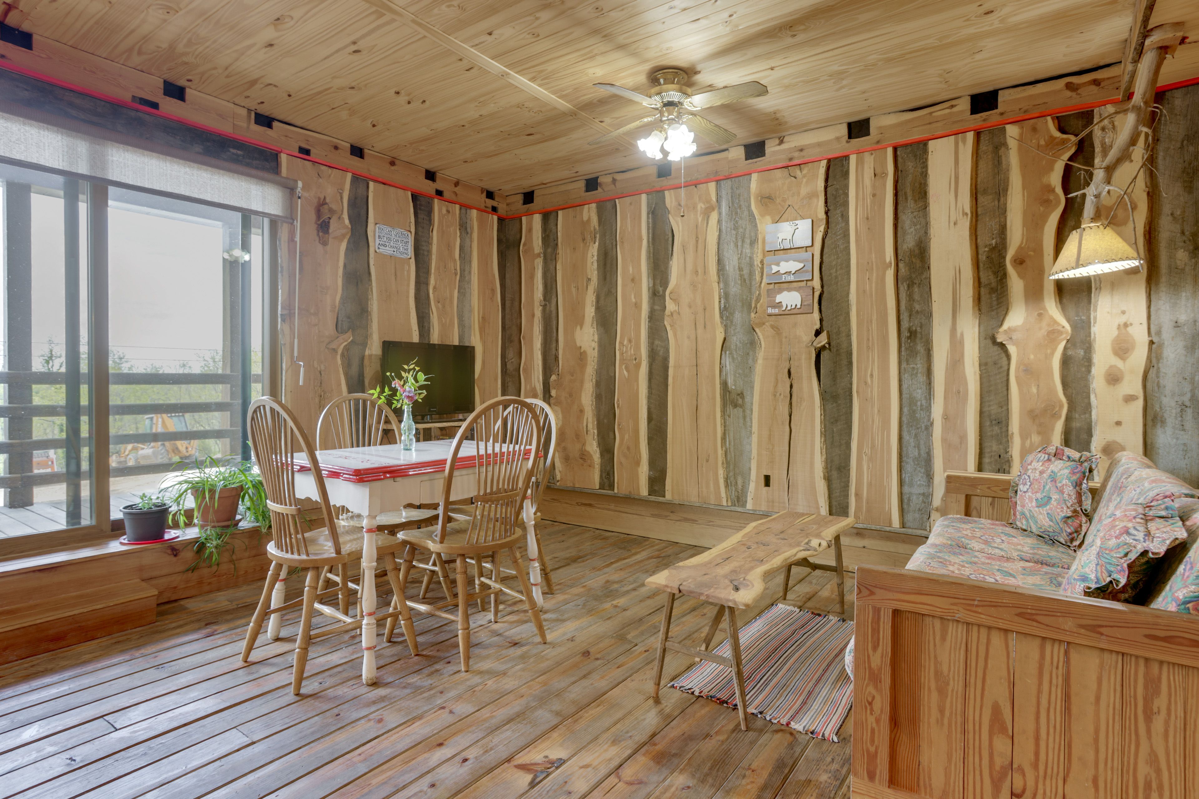 Maysville Vacation Rental | 1BR | 1BA | 300 Sq Ft