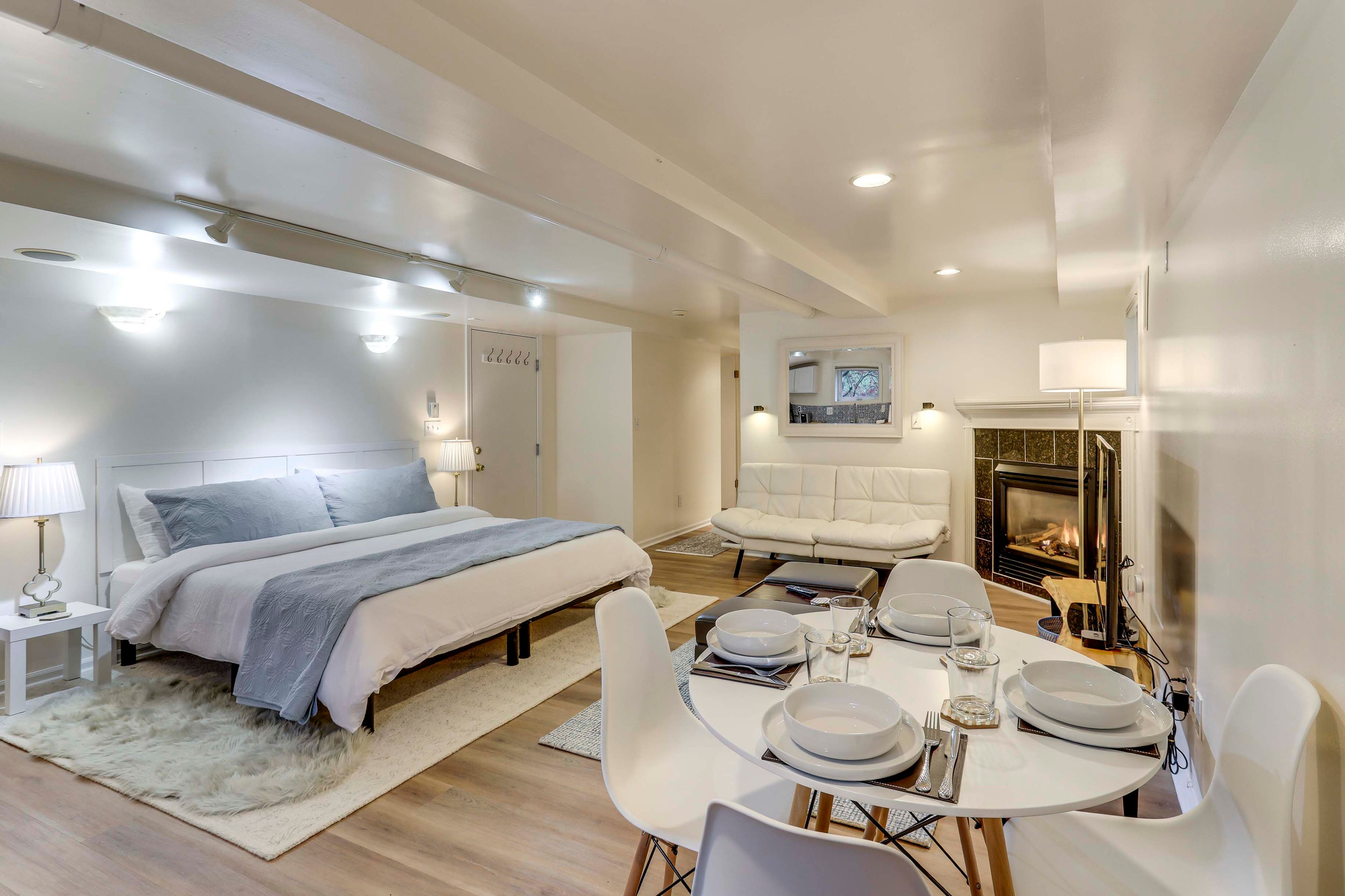 Seattle Vacation Rental | Studio | 1BA | 900 Sq Ft | Stairs Required