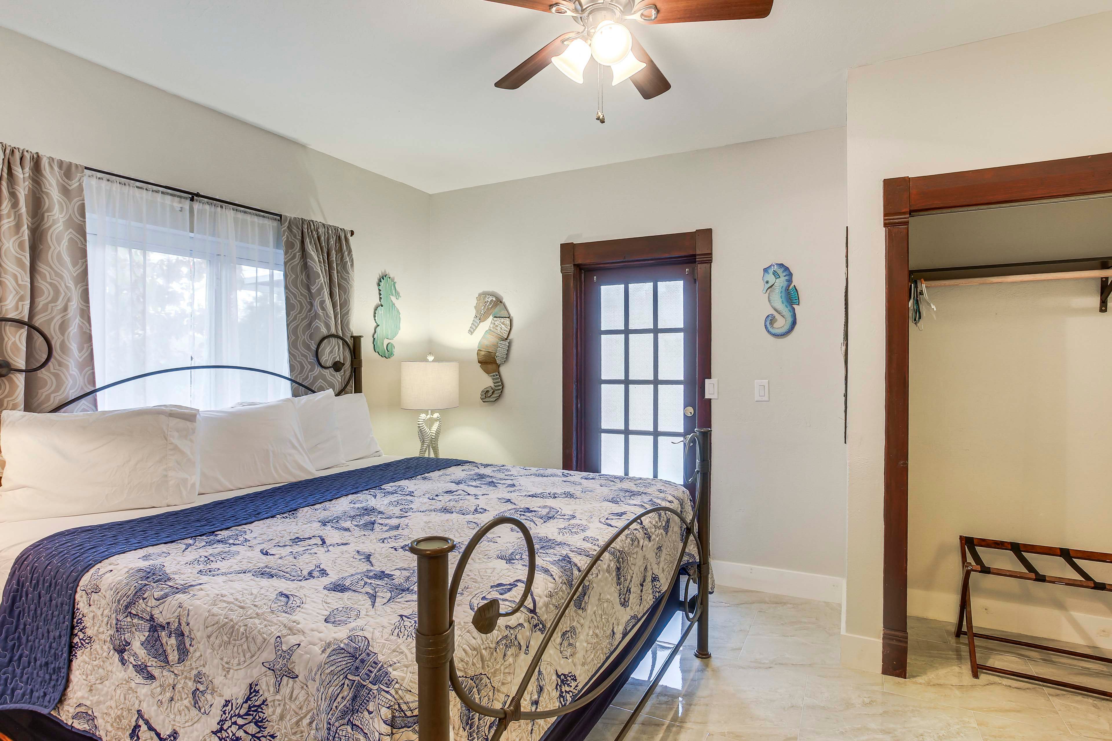 Bedroom 3 | King Bed