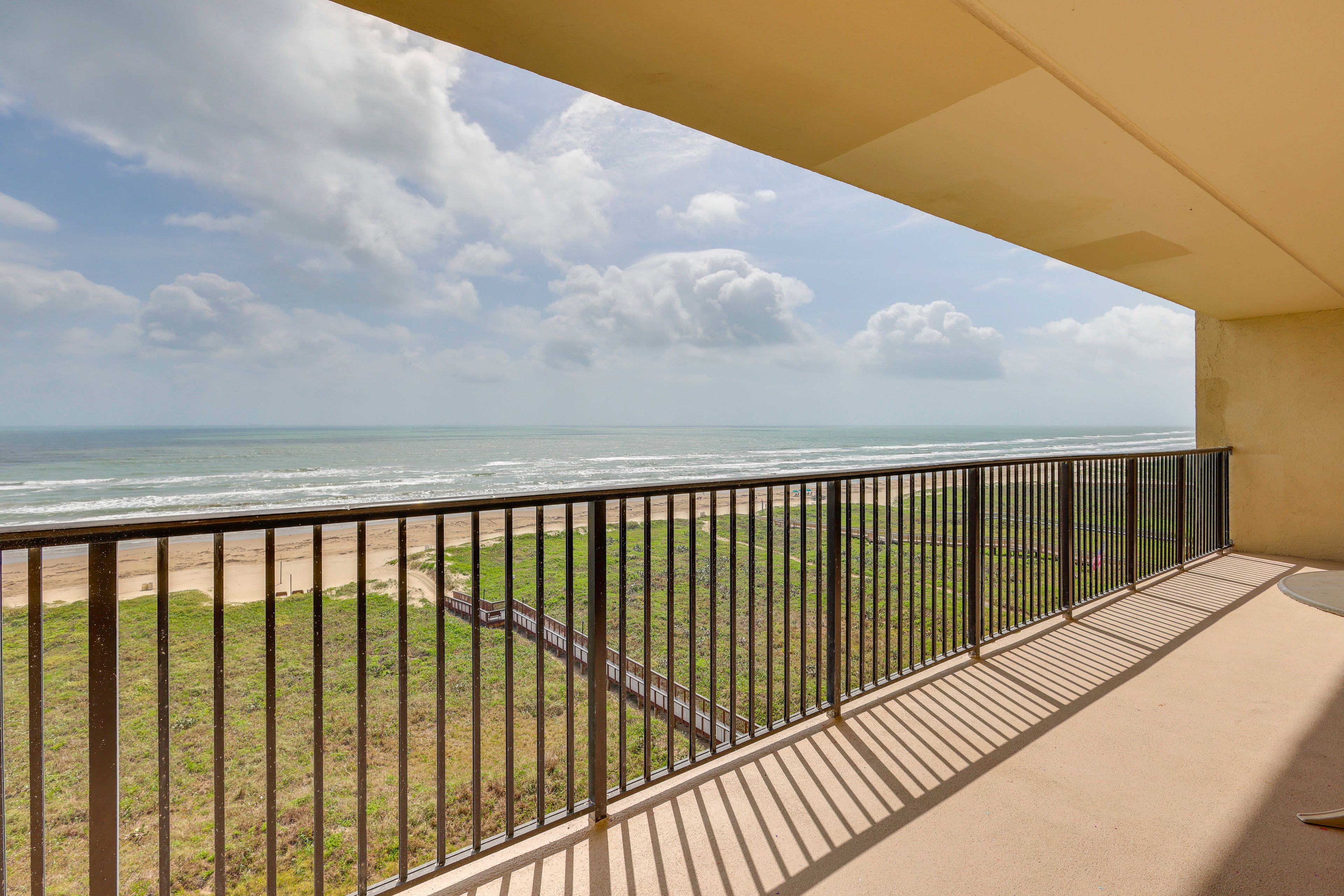 Private Balcony w/ Dining Set | Stunning Ocean Views