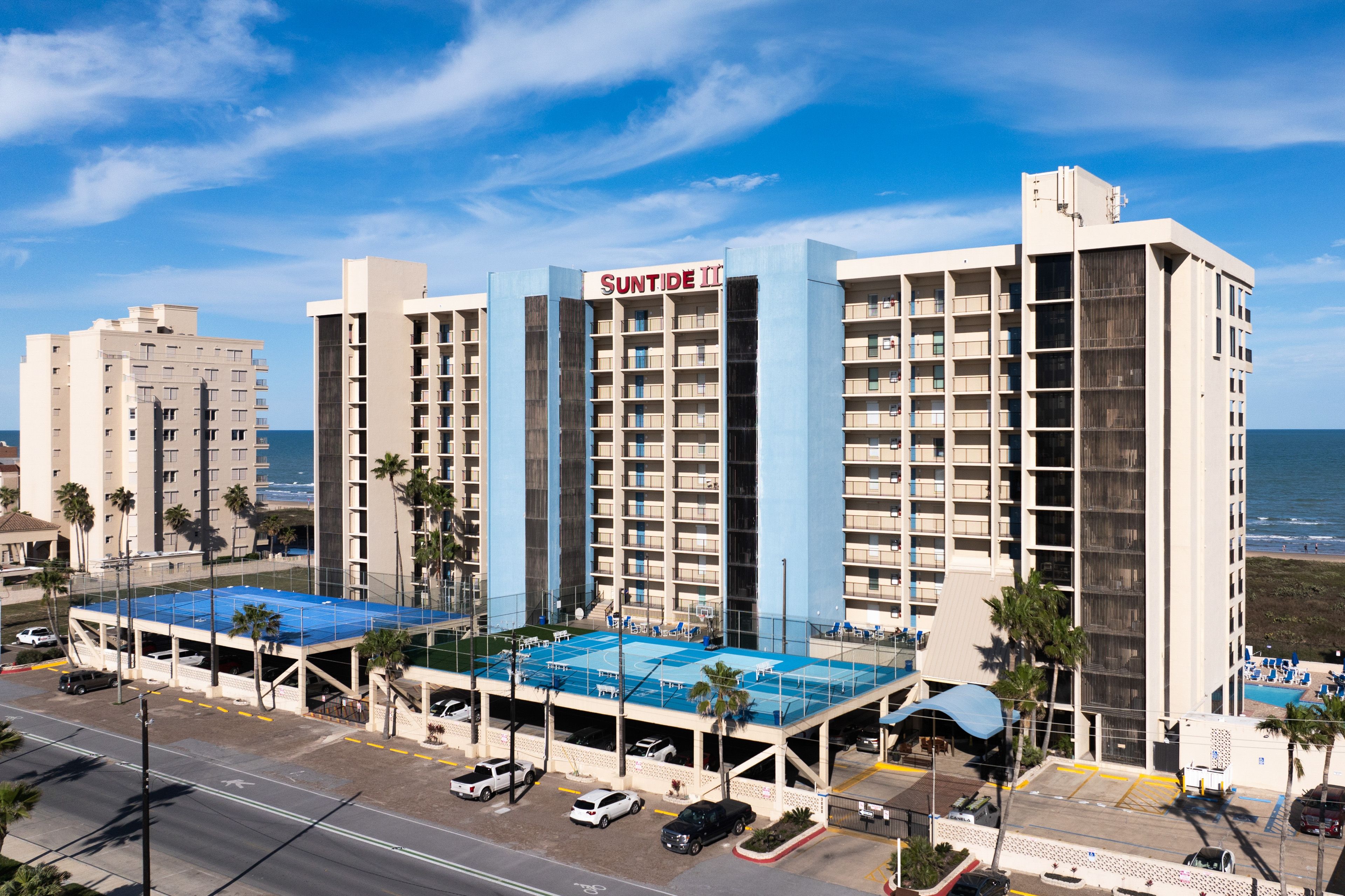 Suntide III Community Amenities