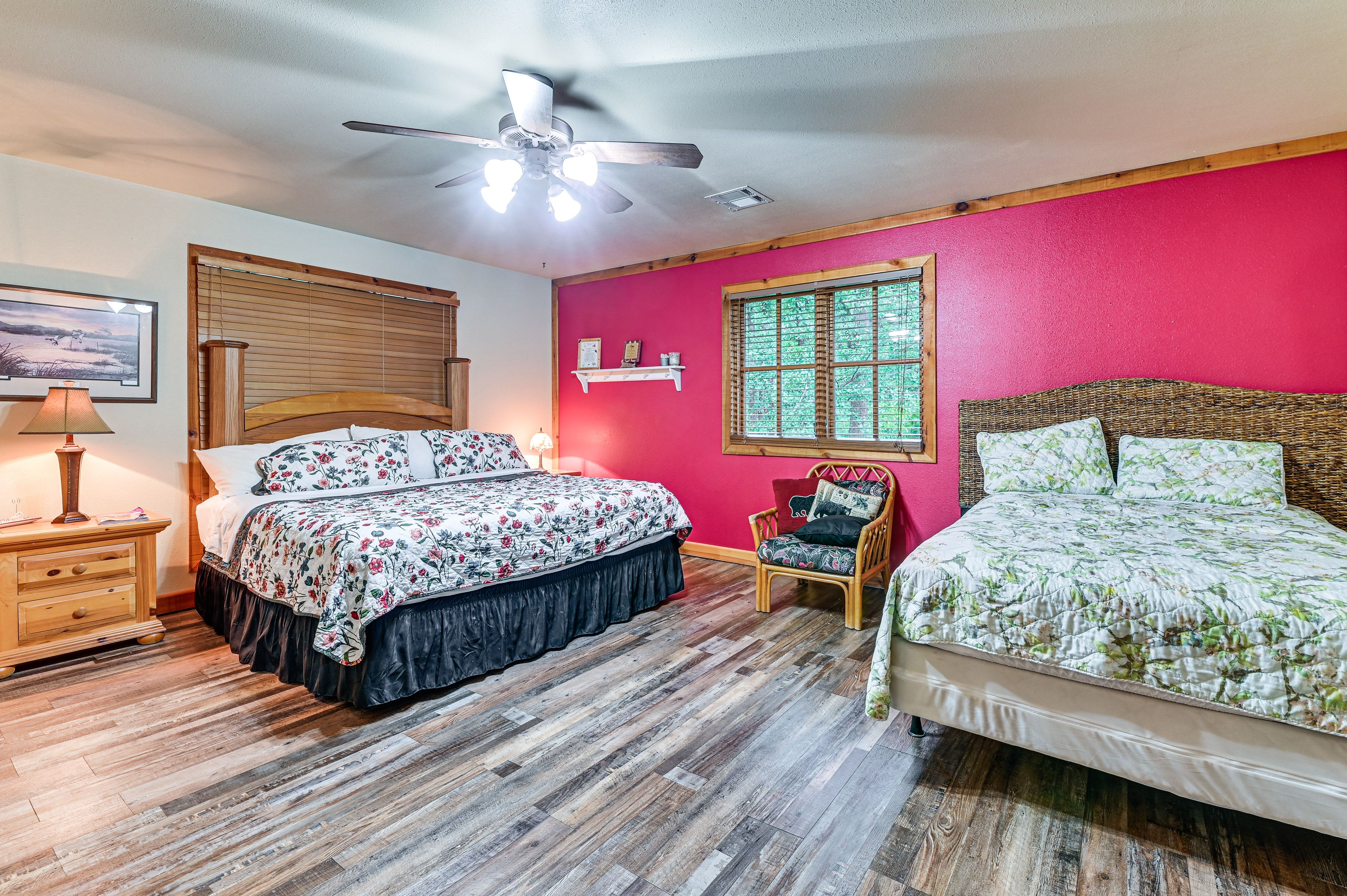 Bedroom 1 | King Bed | Full Bed | En-Suite Bathroom